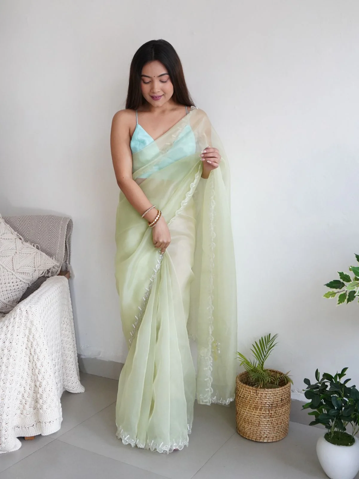 Odette Light Green Organza Embroidered Saree With Unstitched Blouse For Women - Image 2