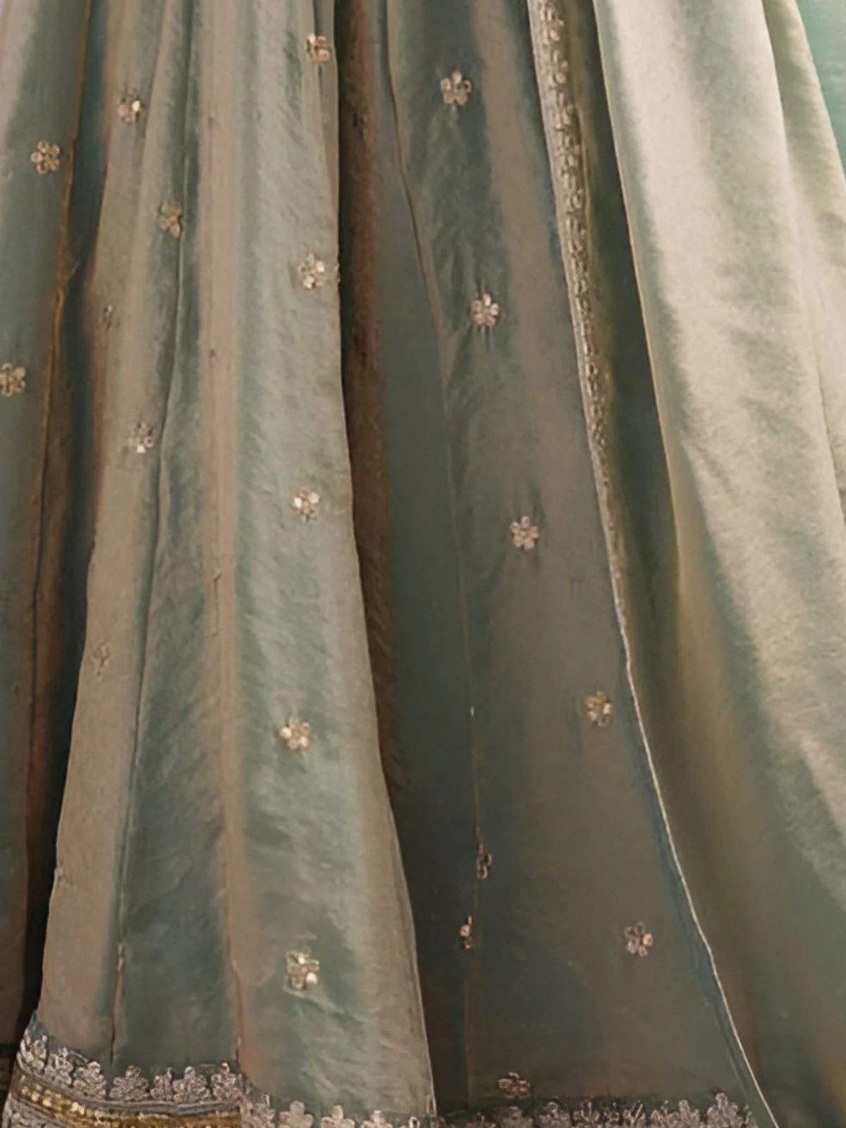 Odette Light Green Satin Silk Embroidered Kurta Set For Women - Image 5
