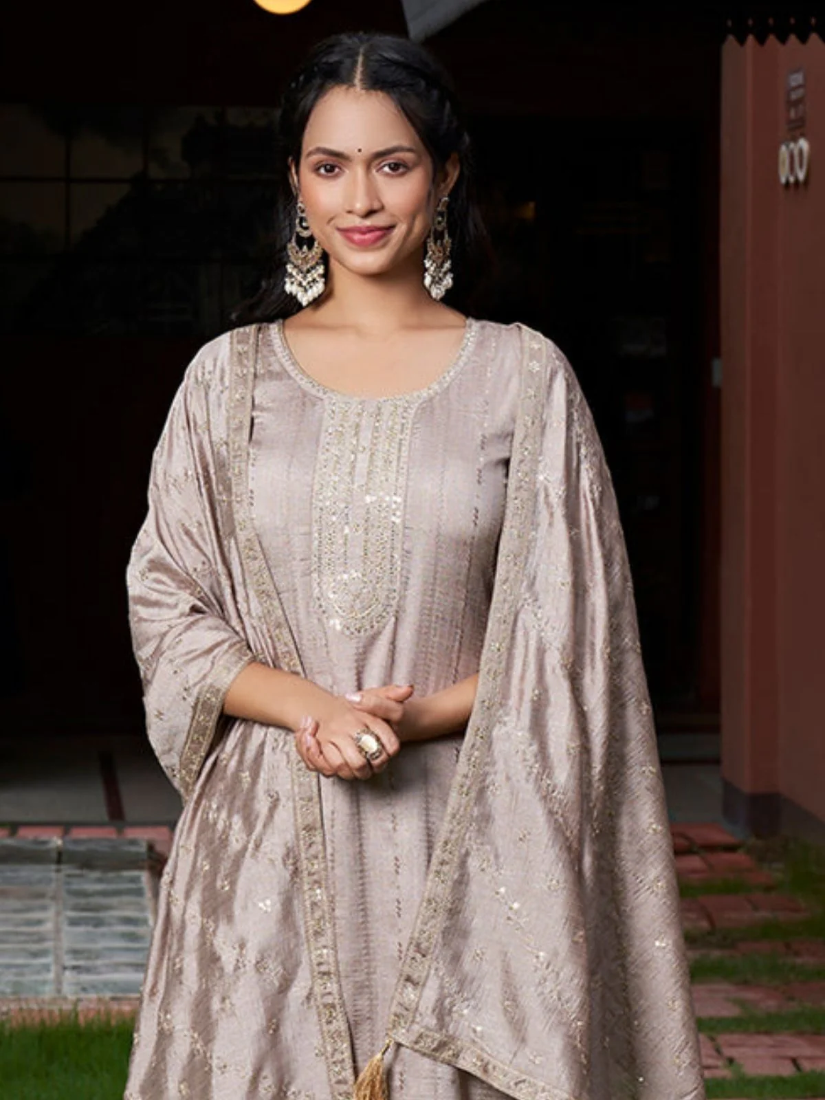 Odette Light Mauve Silk Blend Embriodered Stitched Kurta Set For Women - Image 3