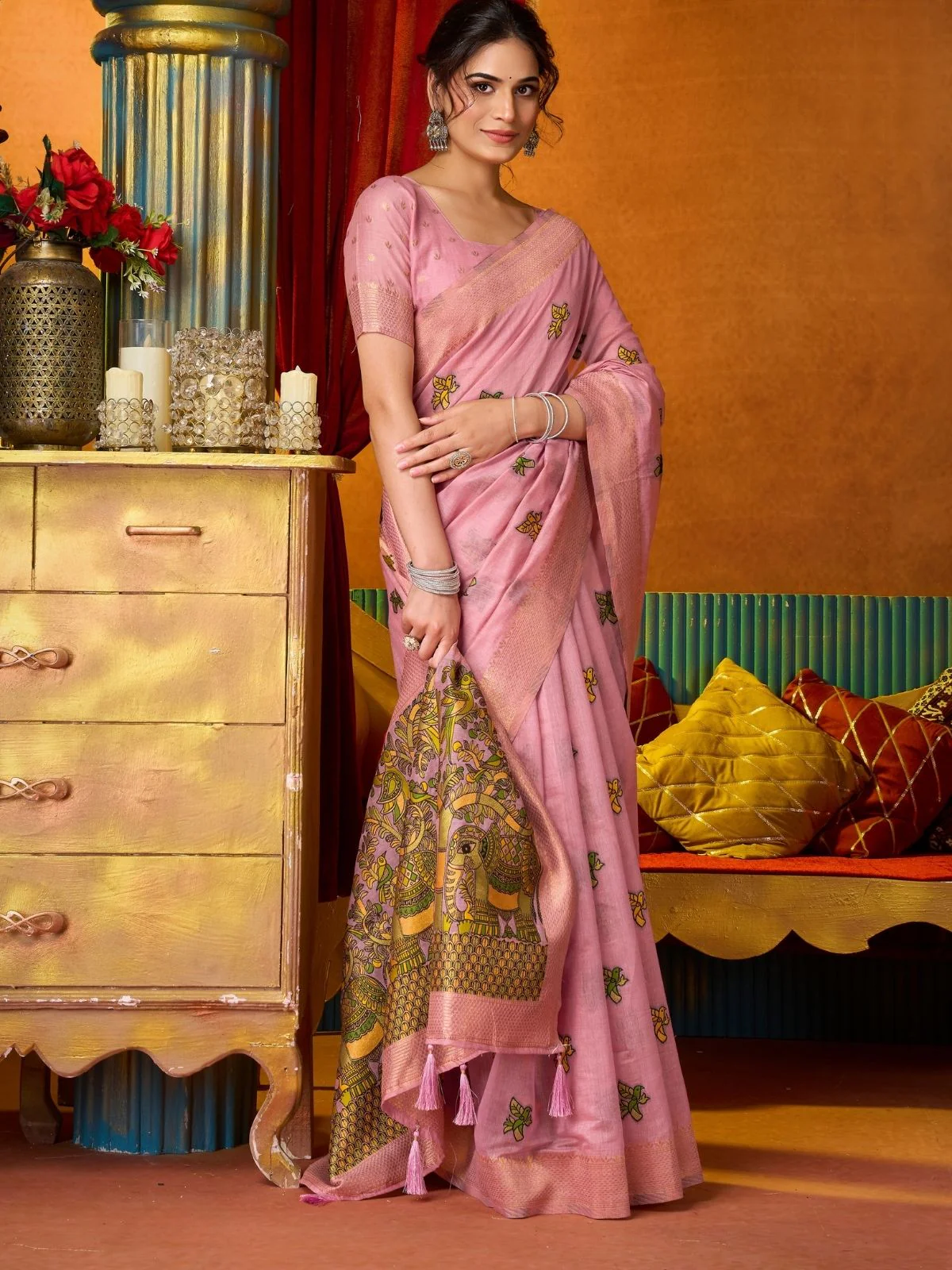 Odette Light Pink Cotton Blend Printed Saree For Women - Image 3