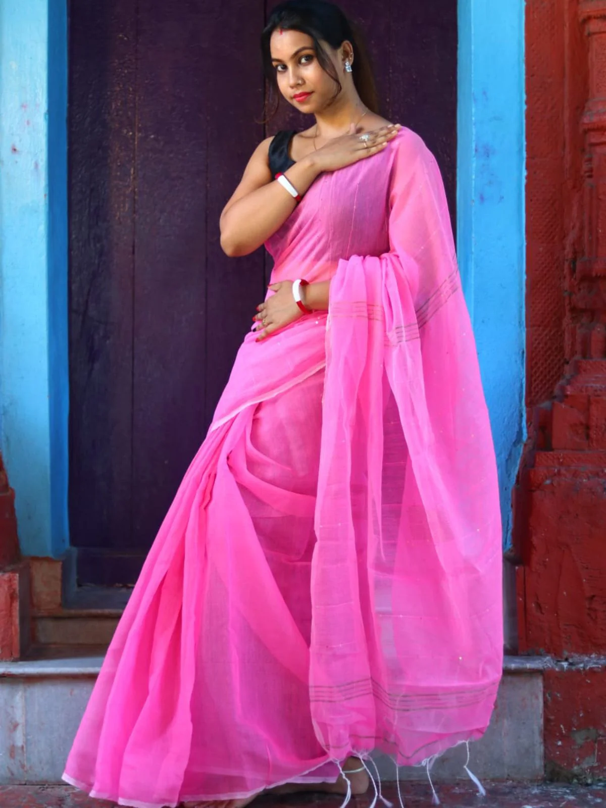 Odette Light Pink Cotton  Saree  With Unstitched Blouse for Women - Image 2