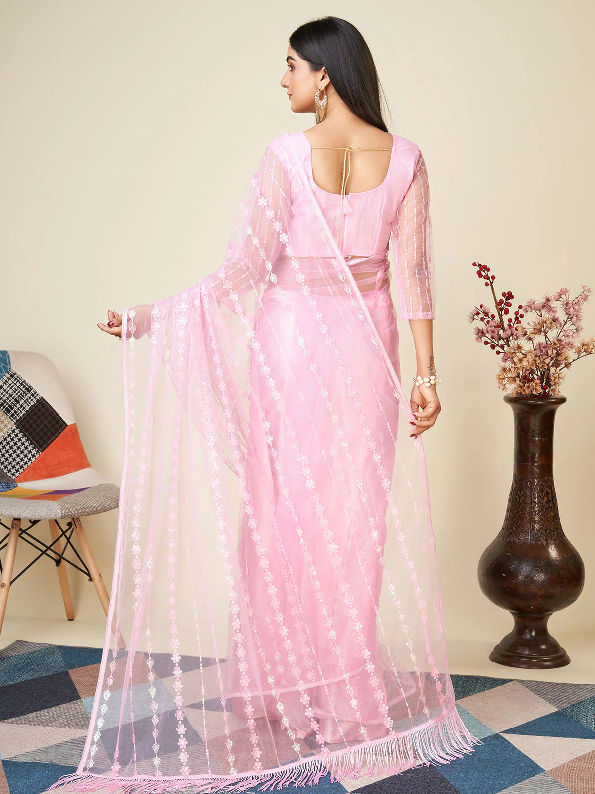 Odette Light Pink Embellished Net Saree With unstitched Blouse For Women - Image 4
