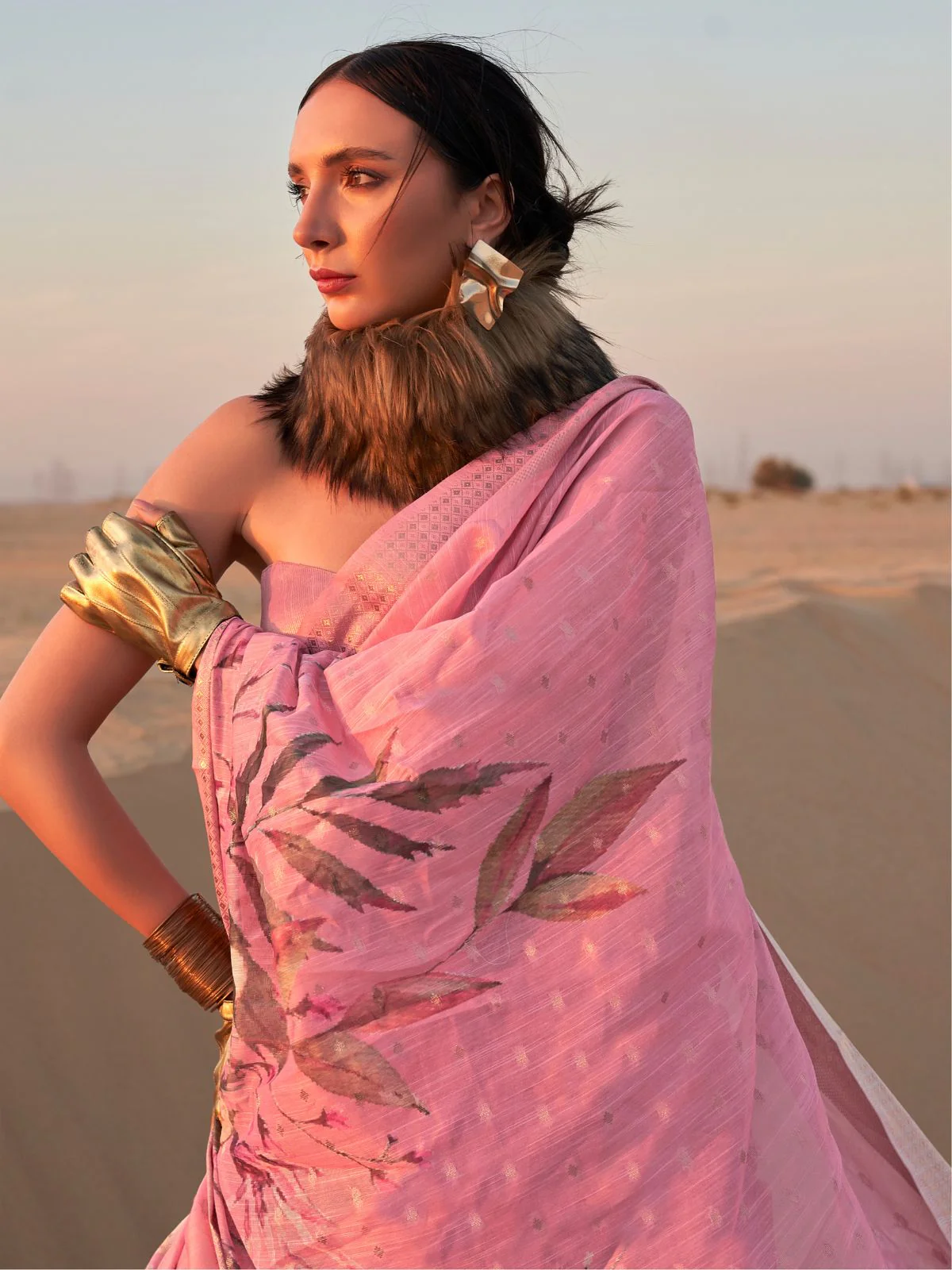 Odette Light Pink Linen Printed Saree With Unstitched Blouse For Women - Image 2