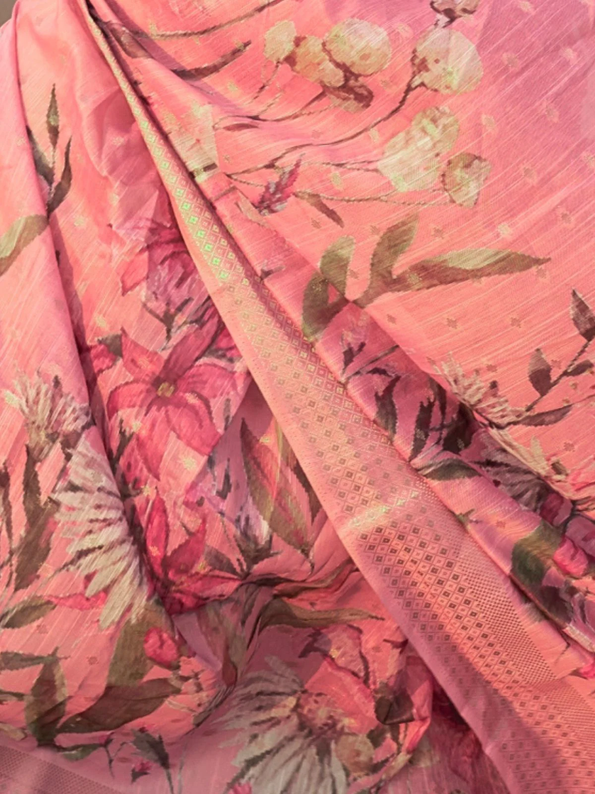 Odette Light Pink Linen Printed Saree With Unstitched Blouse For Women - Image 3
