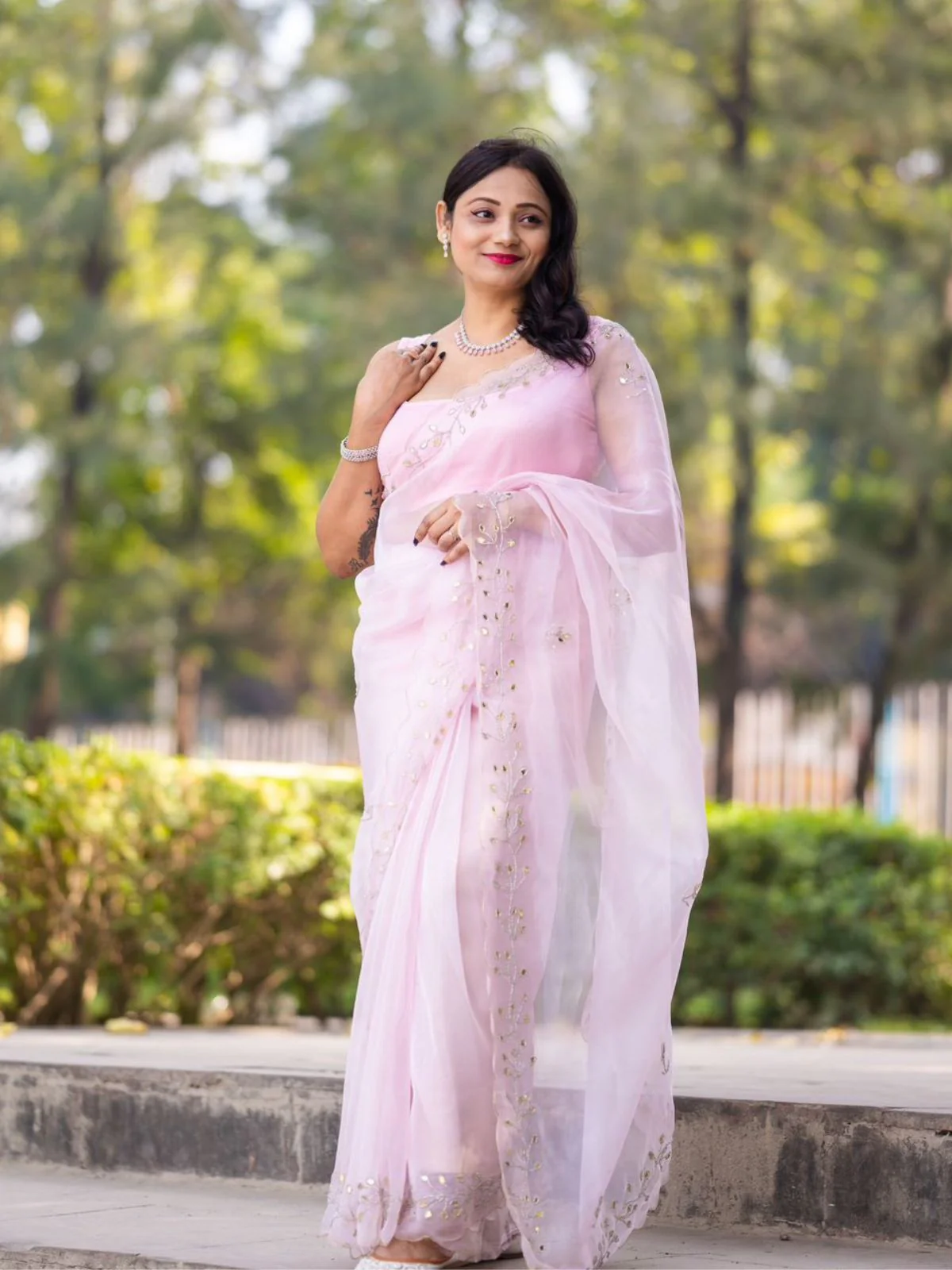 Odette Light Pink Organza Embellished Saree with Unstitched Blouse for Women - Image 2