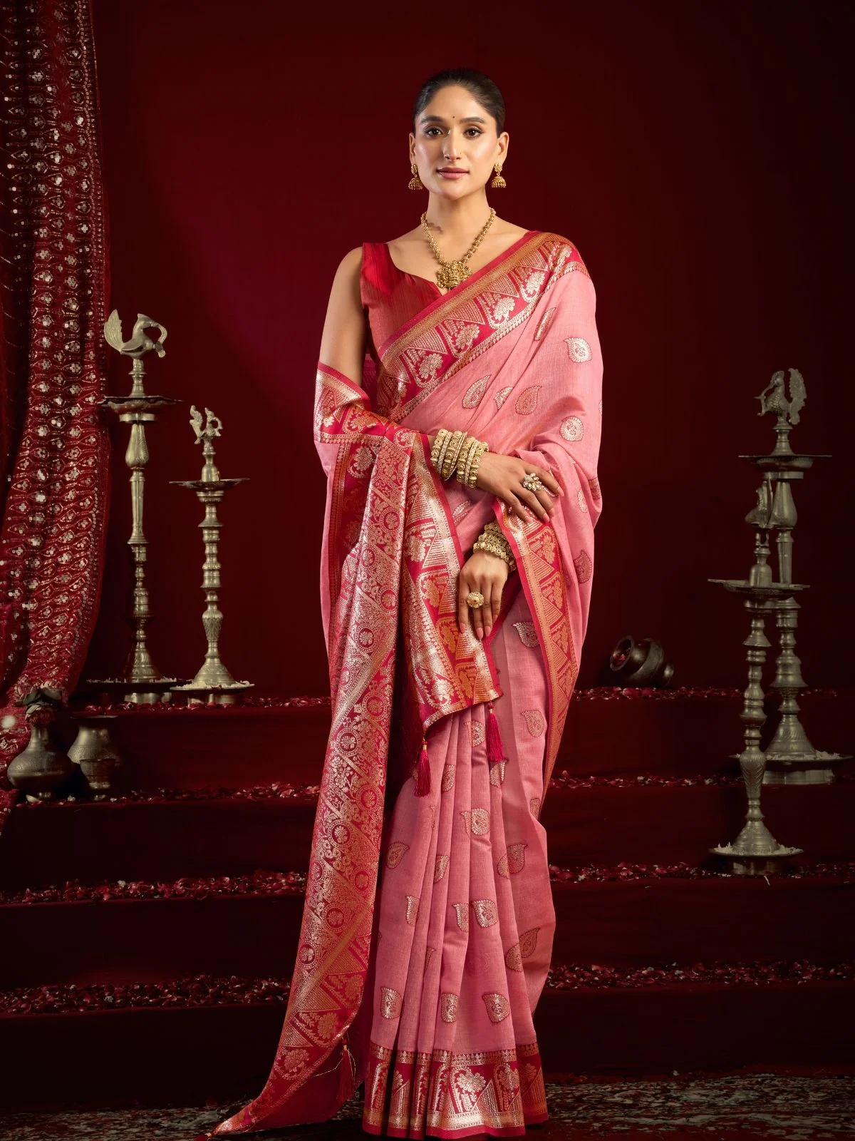 Odette Light Pink Silk Blend Woven Saree For Women - Image 3