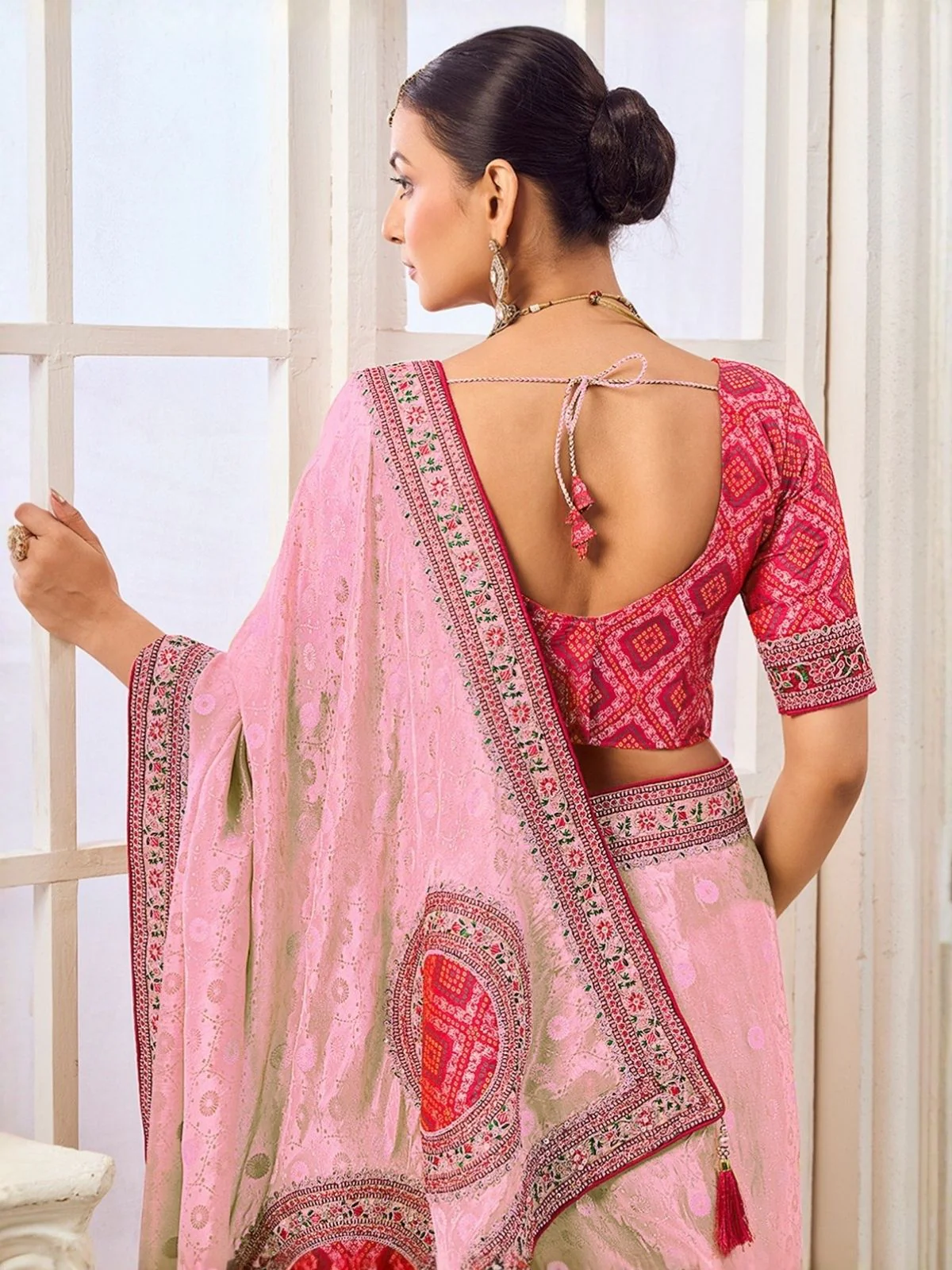 Odette Light Pink Viscose Embroidered Saree For Women - Image 3