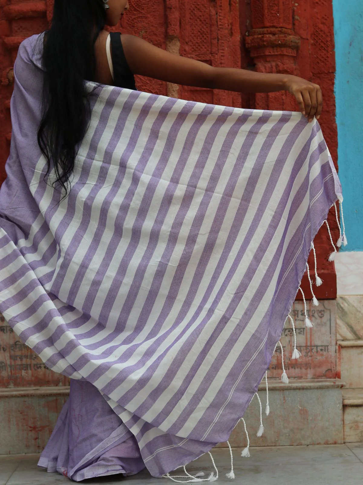Odette Light Purple Cotton  Saree  With Unstitched Blouse for Women - Image 5