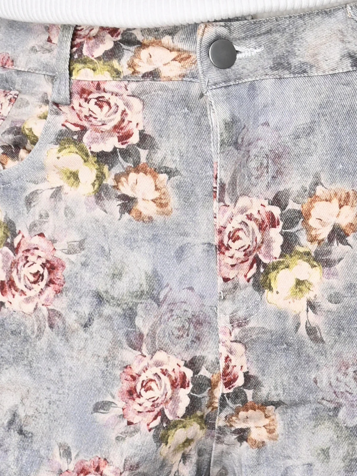 Odette Ligt Blue Denim Printed And Floral Jeans For Women - Image 4