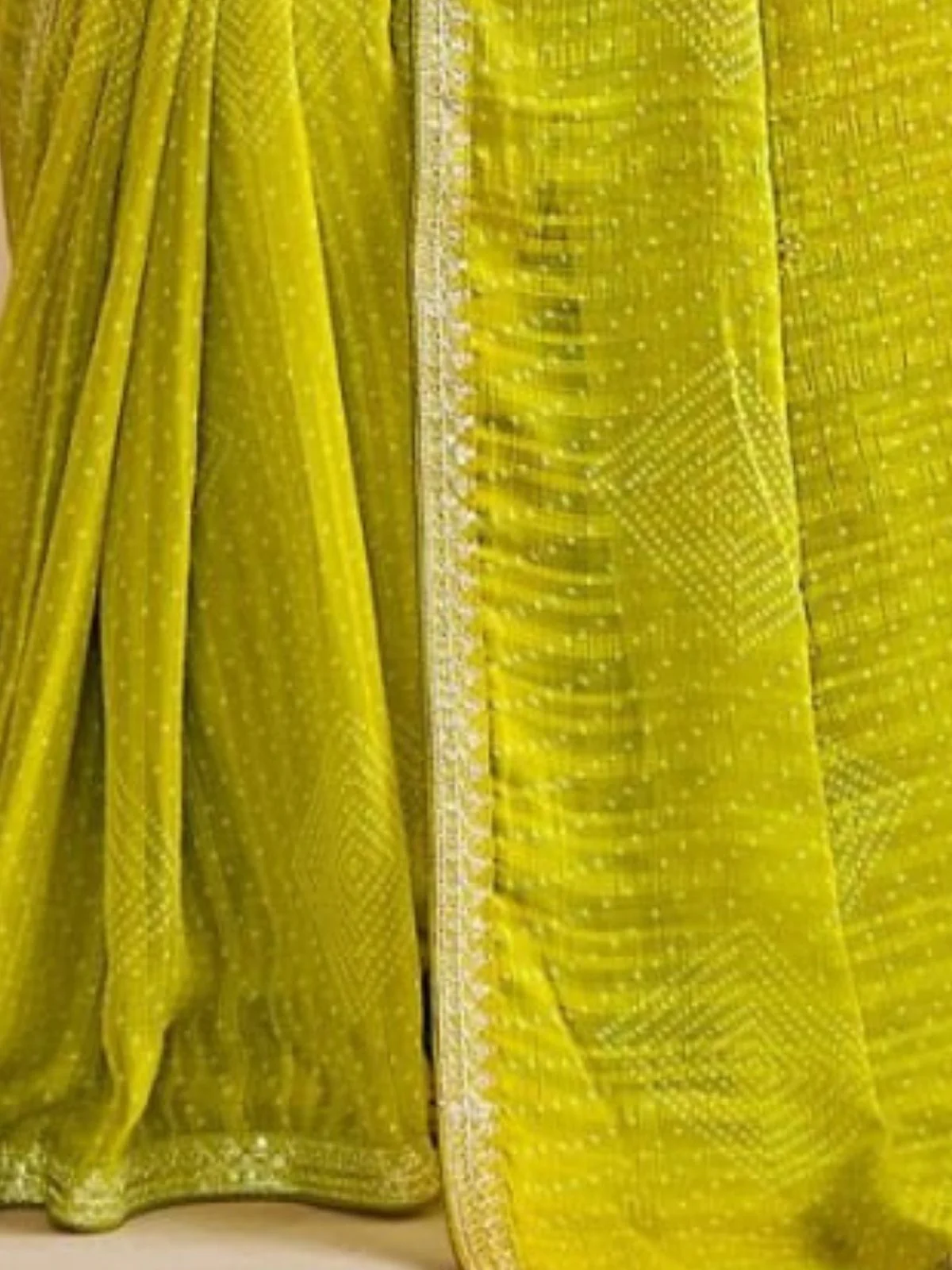 Odette Lime Green Chiffon Embellished Saree For Women - Image 4
