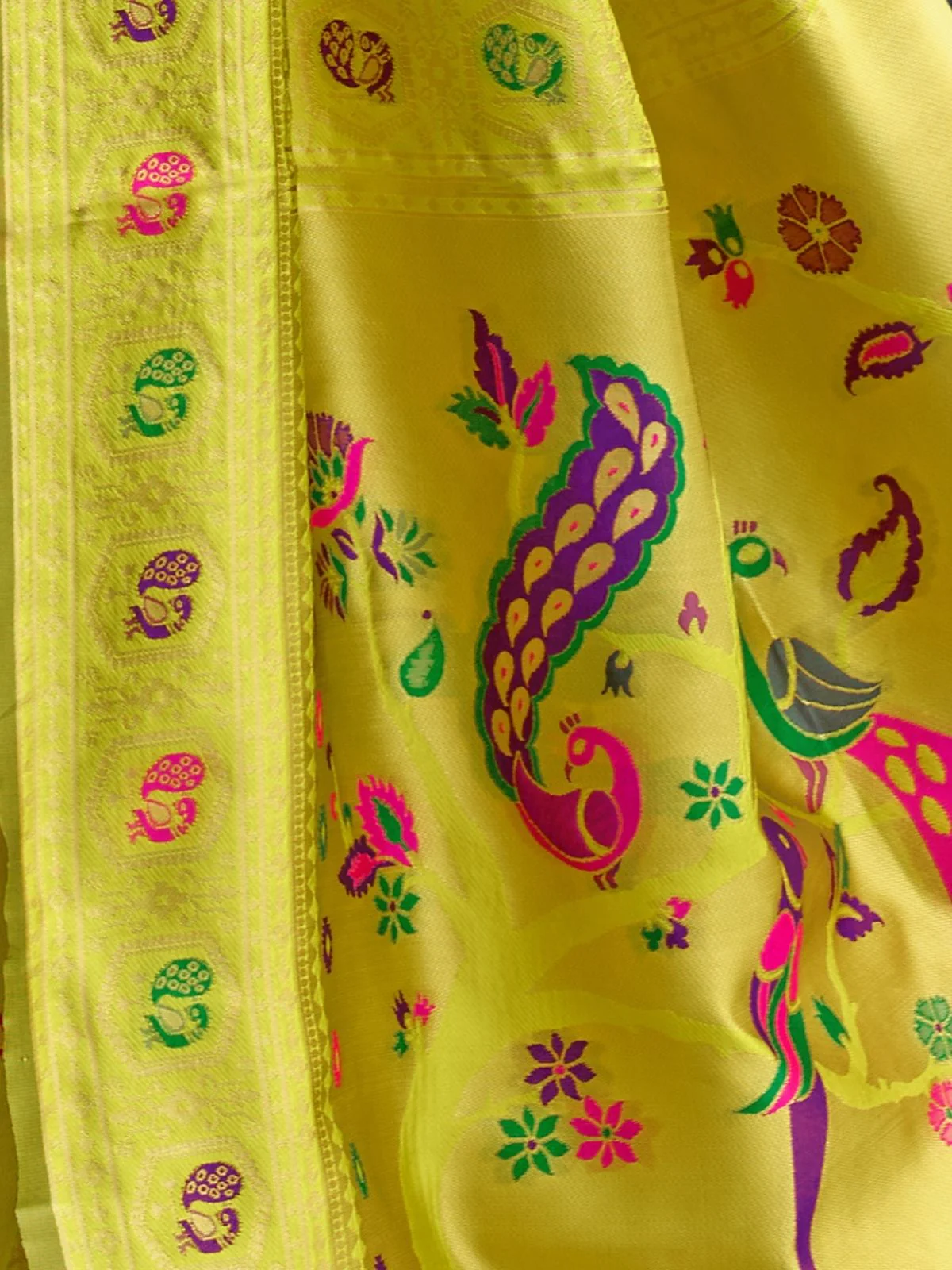 Odette Lime Green Silk Woven Paithani Saree For Women - Image 5