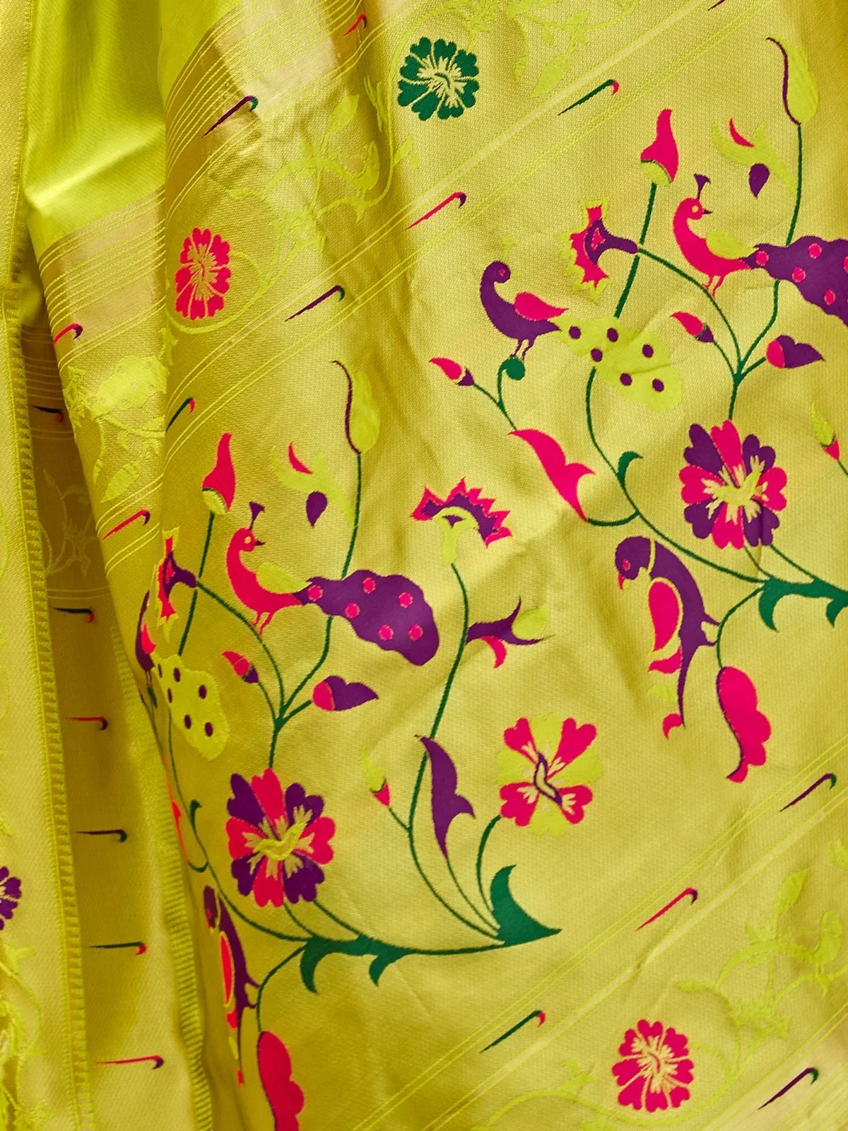 Odette Lime Green Silk Woven Paithani Saree For Women - Image 5