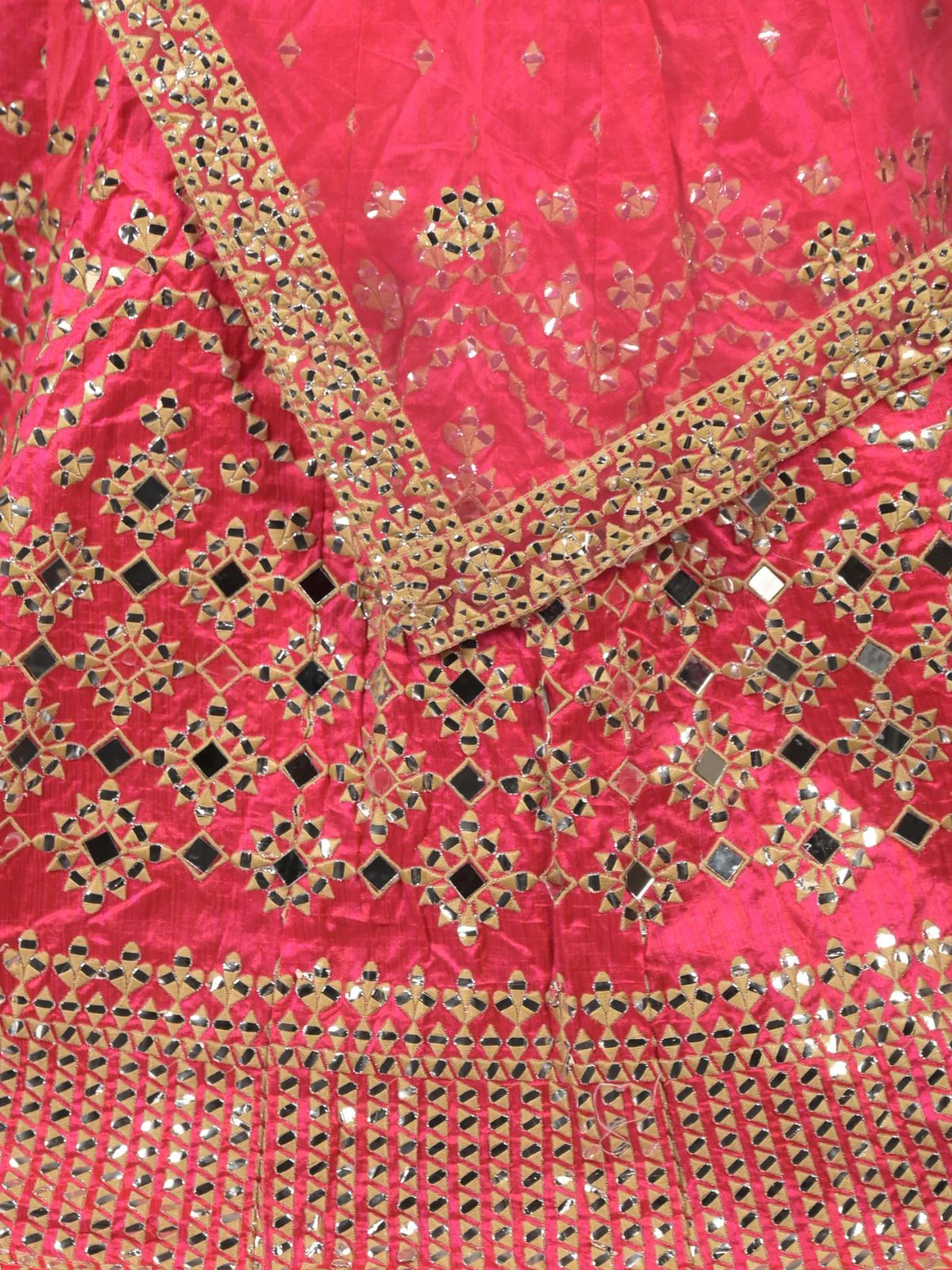 Odette Magenta Embroidered Semi Stitched Lehenga Set With Dupatta And Unstitched Blouse For Women - Image 5