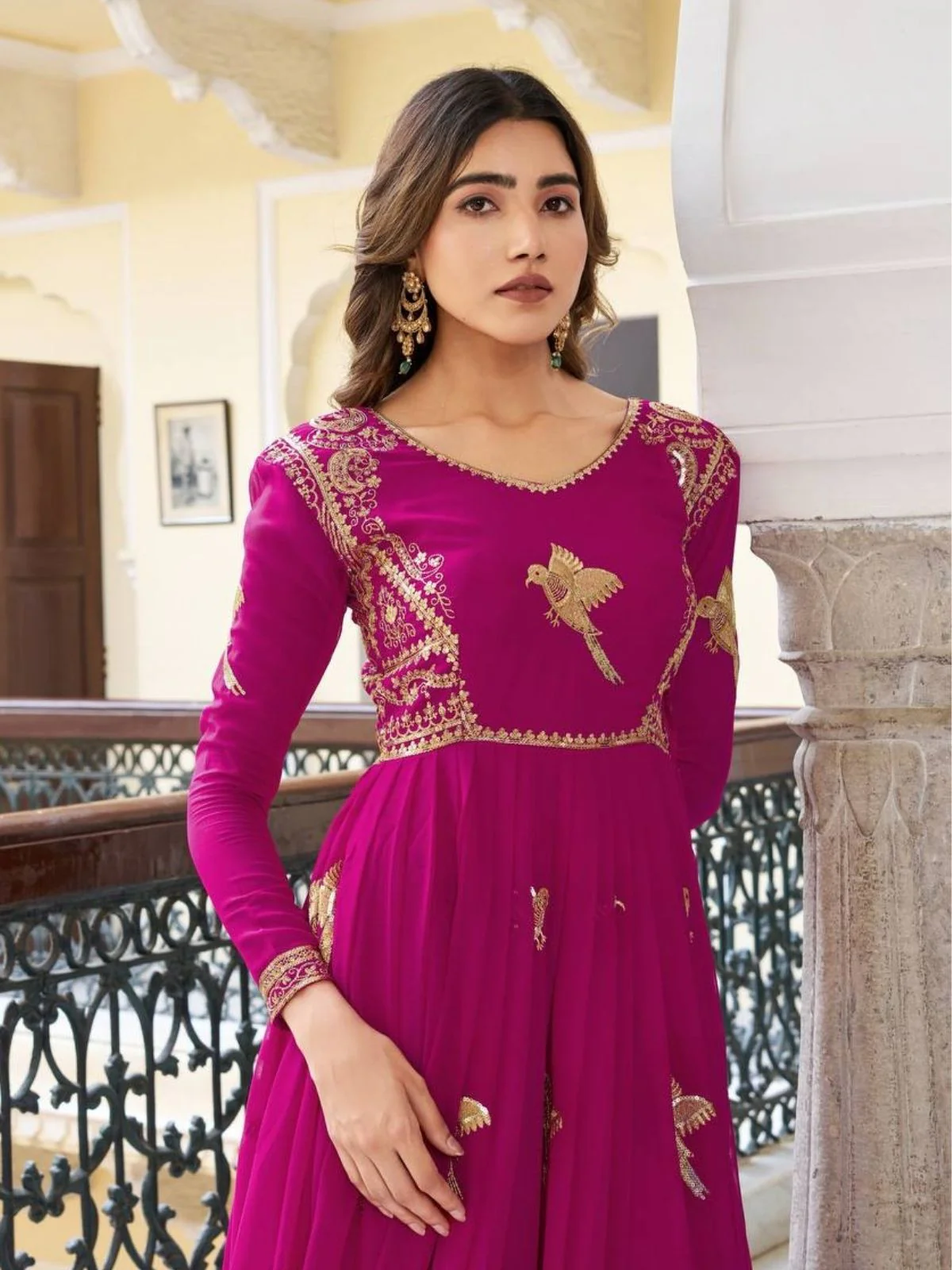 Odette Magenta Silk Solid Stitched Kurta Set For Women - Image 4