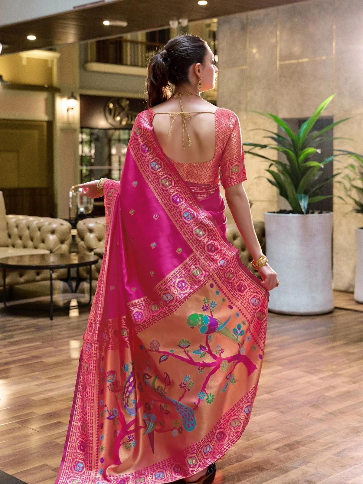 Odette Magenta Silk Woven Paithani Saree For Women - Image 3