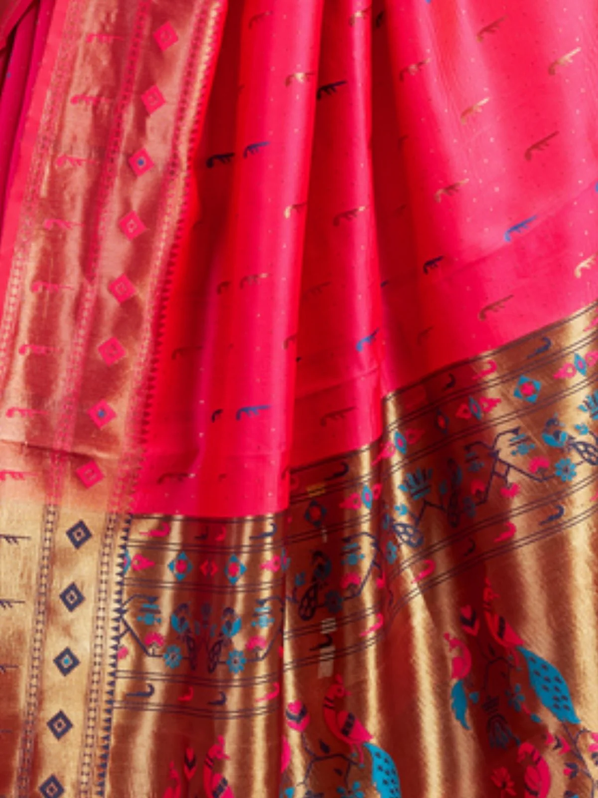 Odette Magenta Silk Woven Saree For Women - Image 5