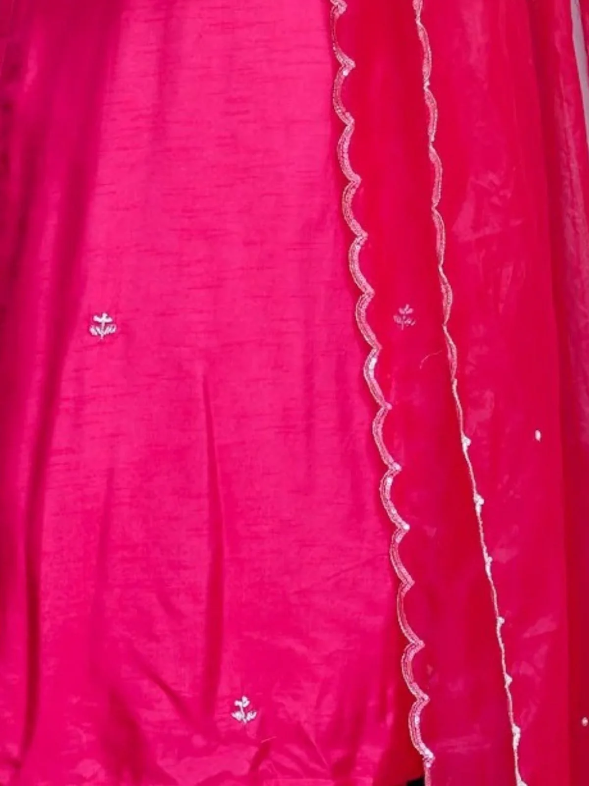 Odette Magenta Viscose Chanderi Embriodered Stitched Kurta Set For Women - Image 4