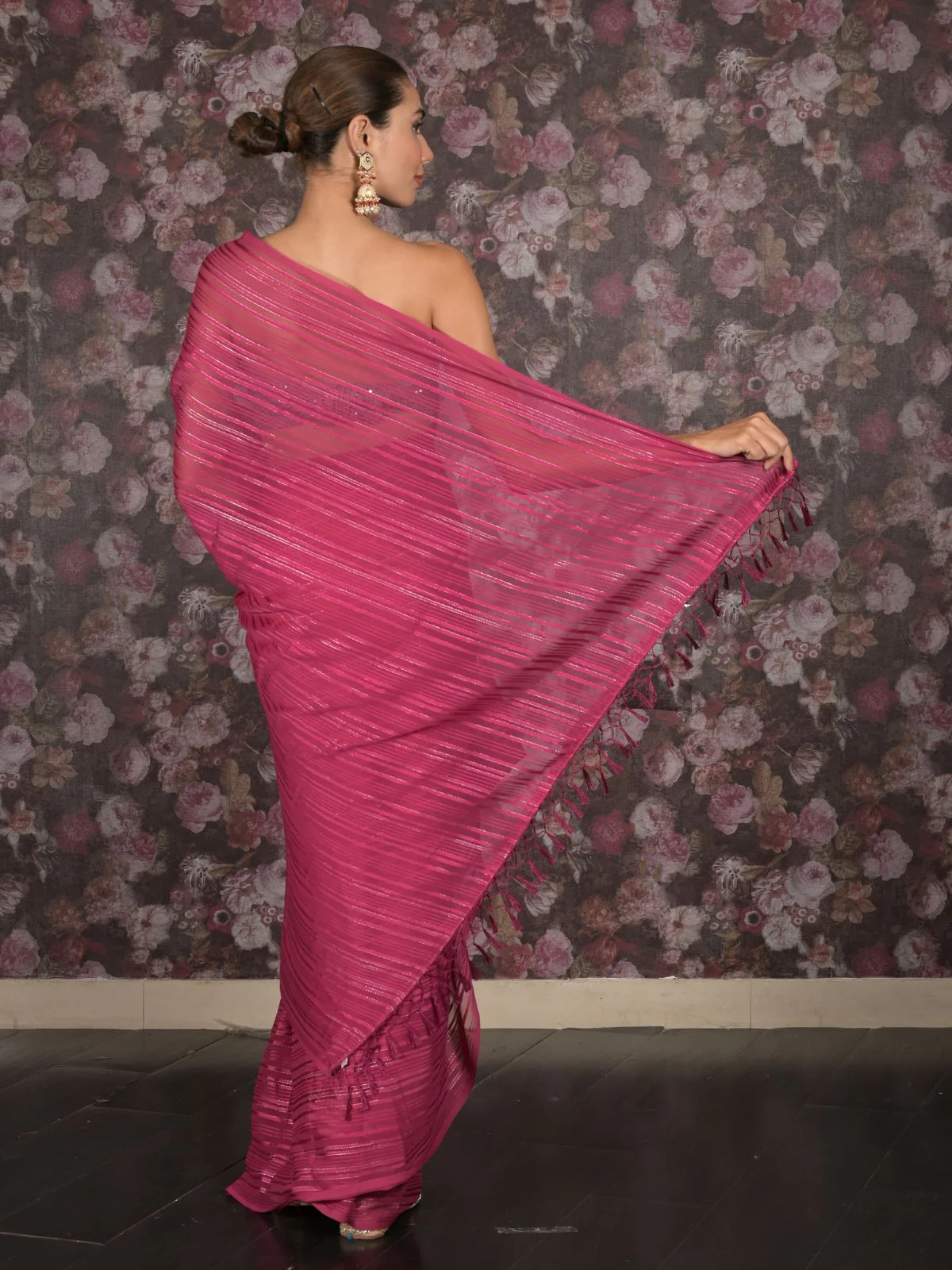 Odette Magenta Woven Crepe Saree with Unstitched Blouse for Women - Image 4