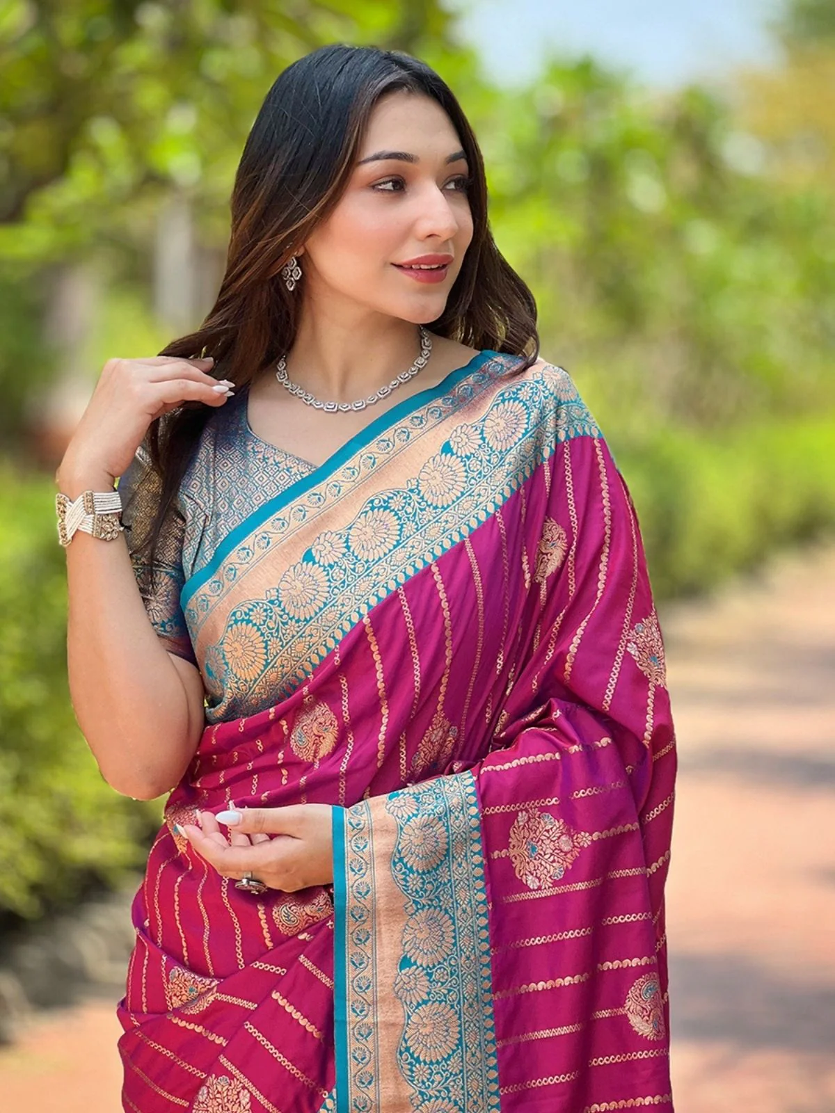 Odette Magenta Woven Design Soft Silk Saree With Unstitched Blouse For Women - Image 3