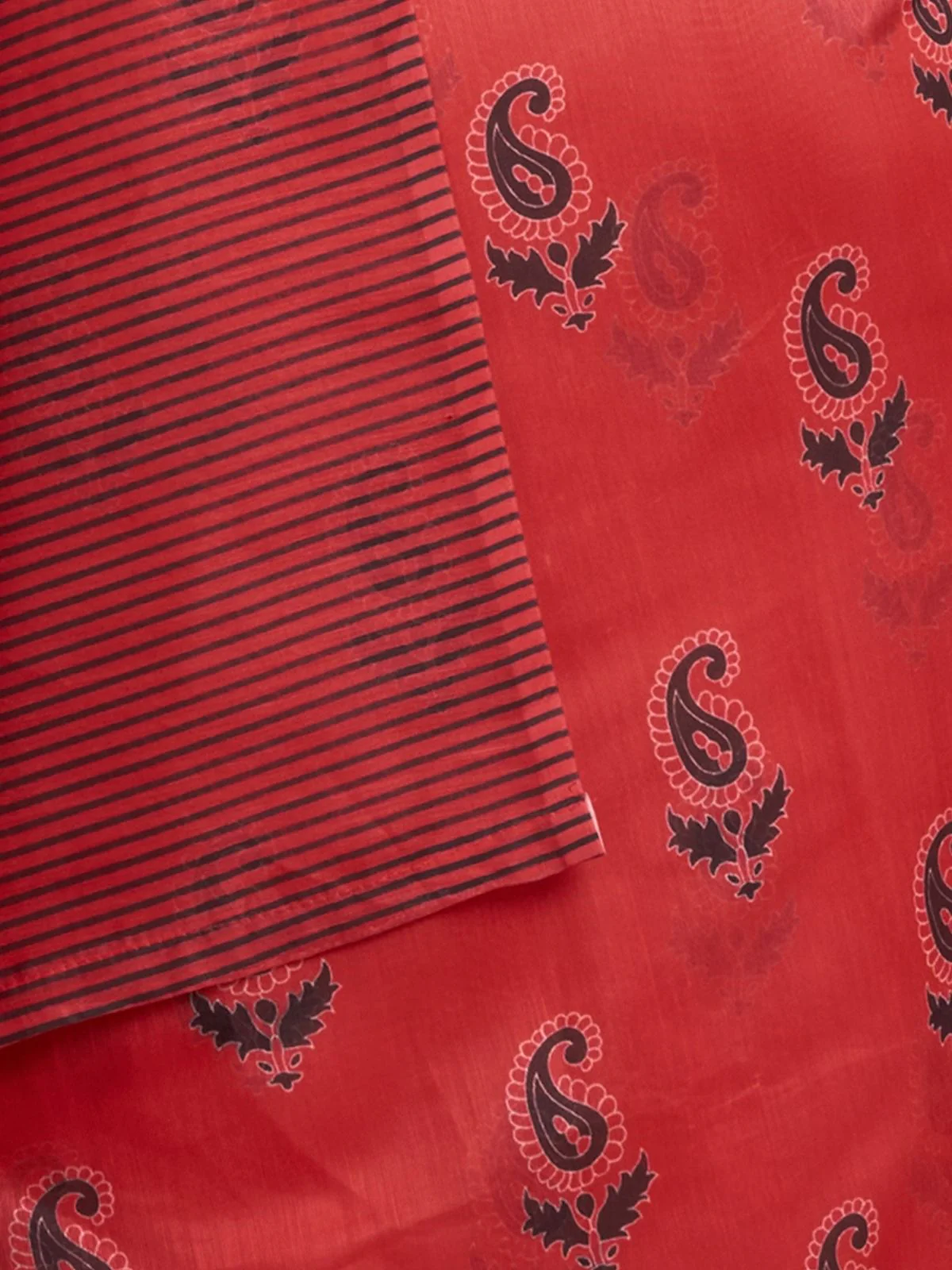 Odette Maroon Cotton Linen Zari Work Saree For Women - Image 6