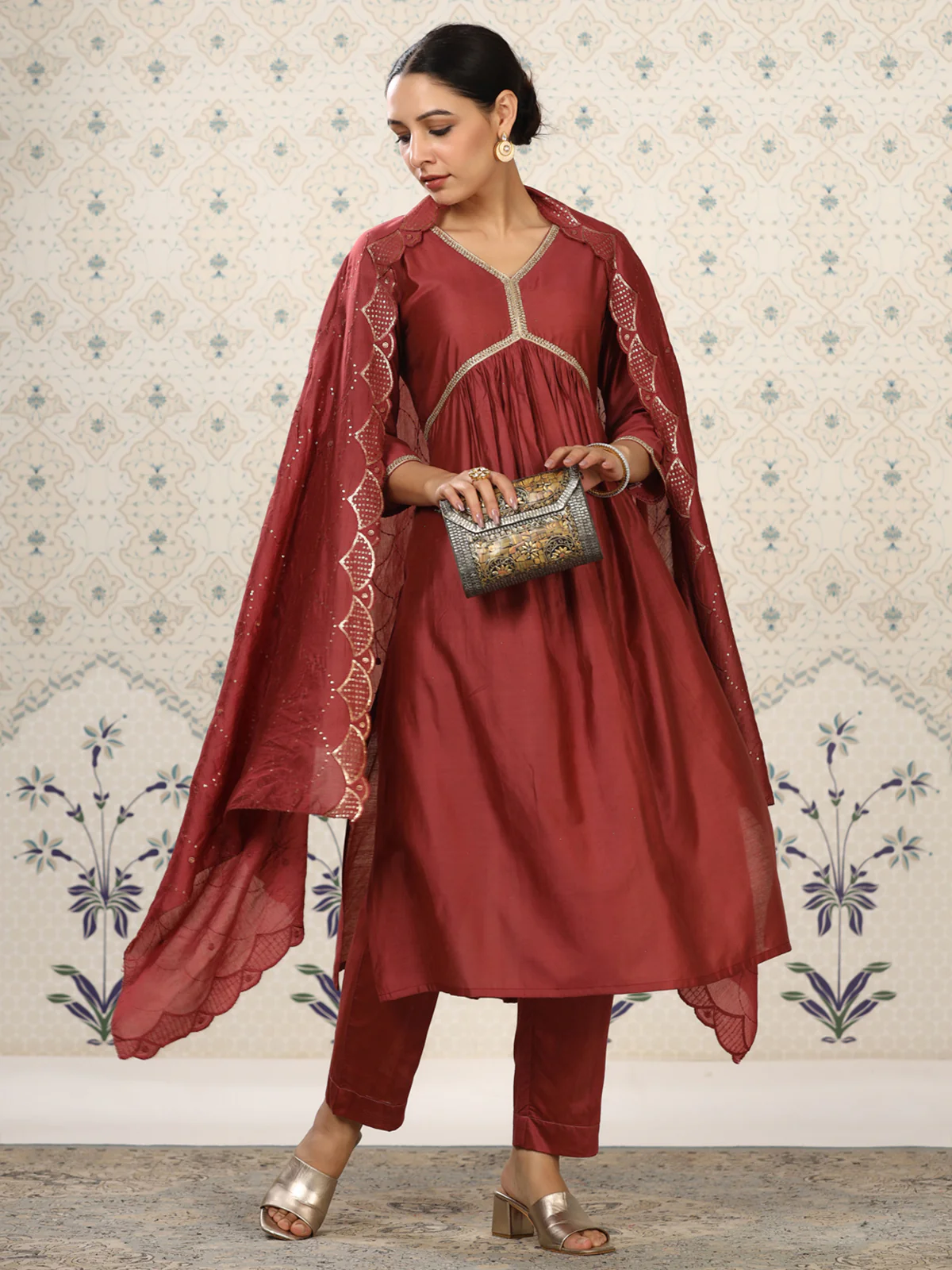 Odette Maroon Cotton Front Yoke Gathered Stitched Kurta Set For Women - Image 2
