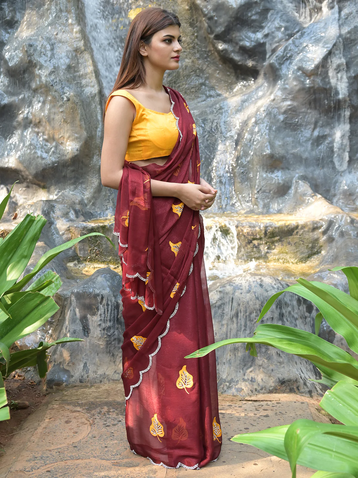 Odette Maroon Embroidered Chiffon Silk Saree with Unstitched Blouse for Women - Image 2