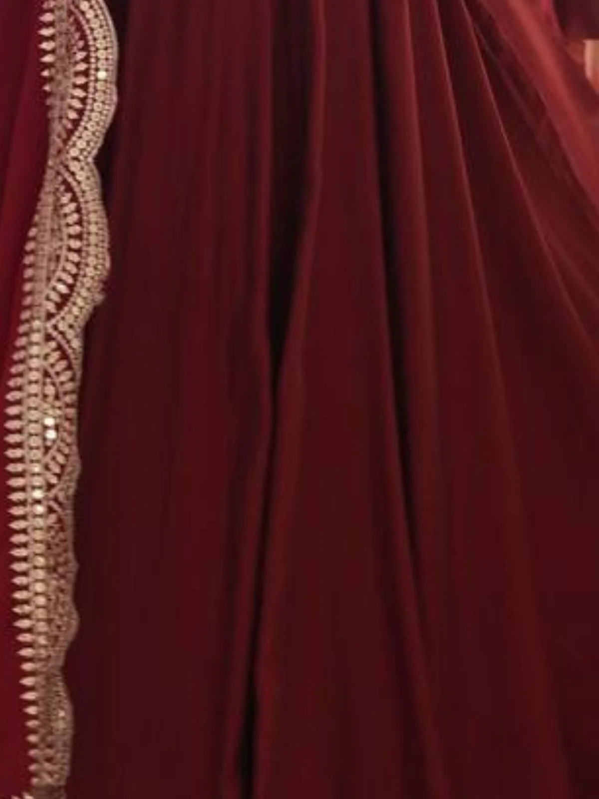 Odette Maroon Georgette Plain Kurta Set For Women - Image 5
