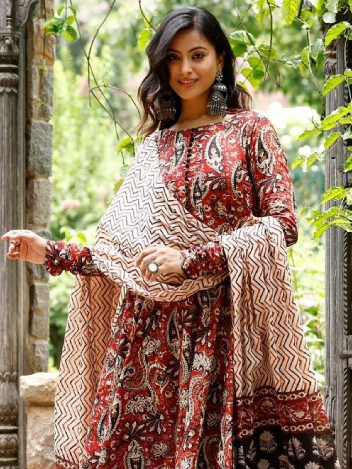 Odette Maroon Rayon Printed Stitched Kurta Set For Women - Image 4
