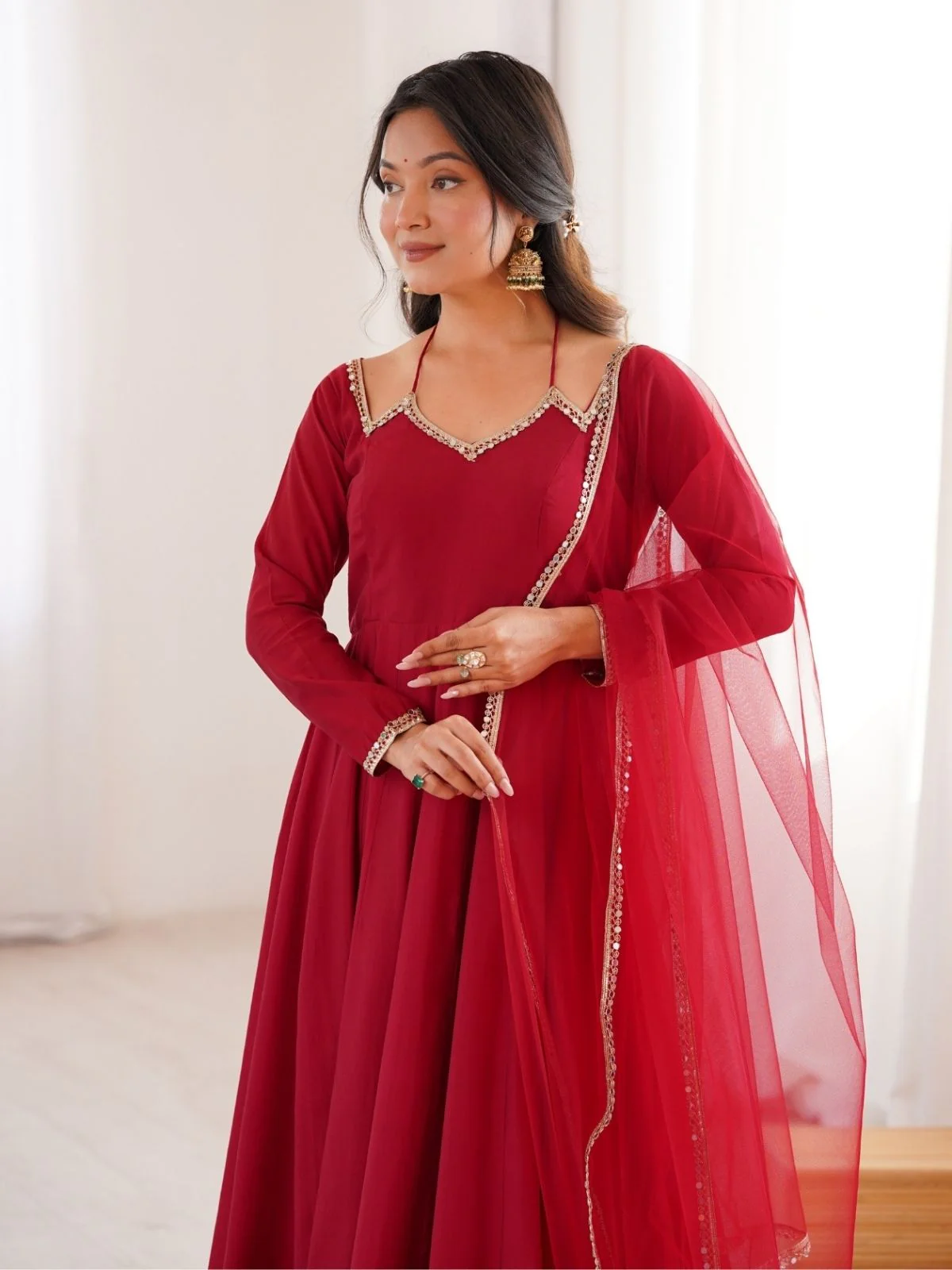 Odette Maroon Silk Blend Embellished Kurta Set For Women - Image 5