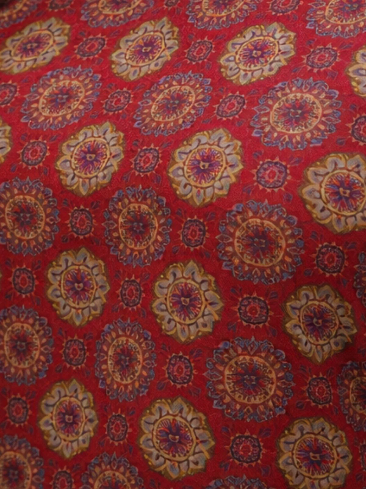 Odette Maroon Silk Blend Printed Solid Kurti For Women - Image 5