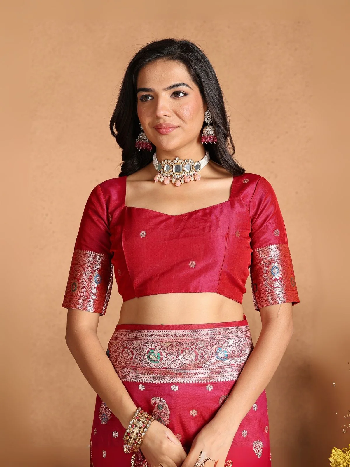 Odette Maroon Silk Blend Woven Elegant Saree For Women - Image 4