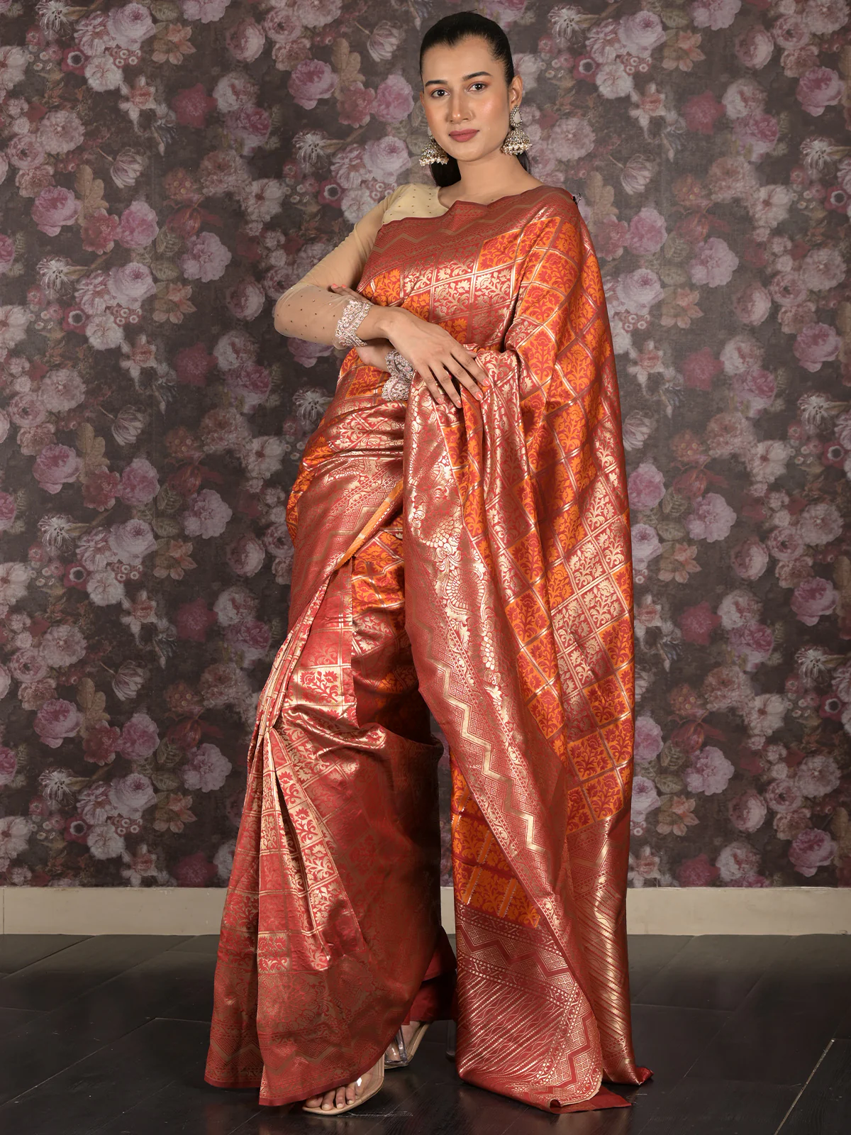 Odette Maroon Silk Blend Woven Saree with Unstitched Blouse for Women - Image 2