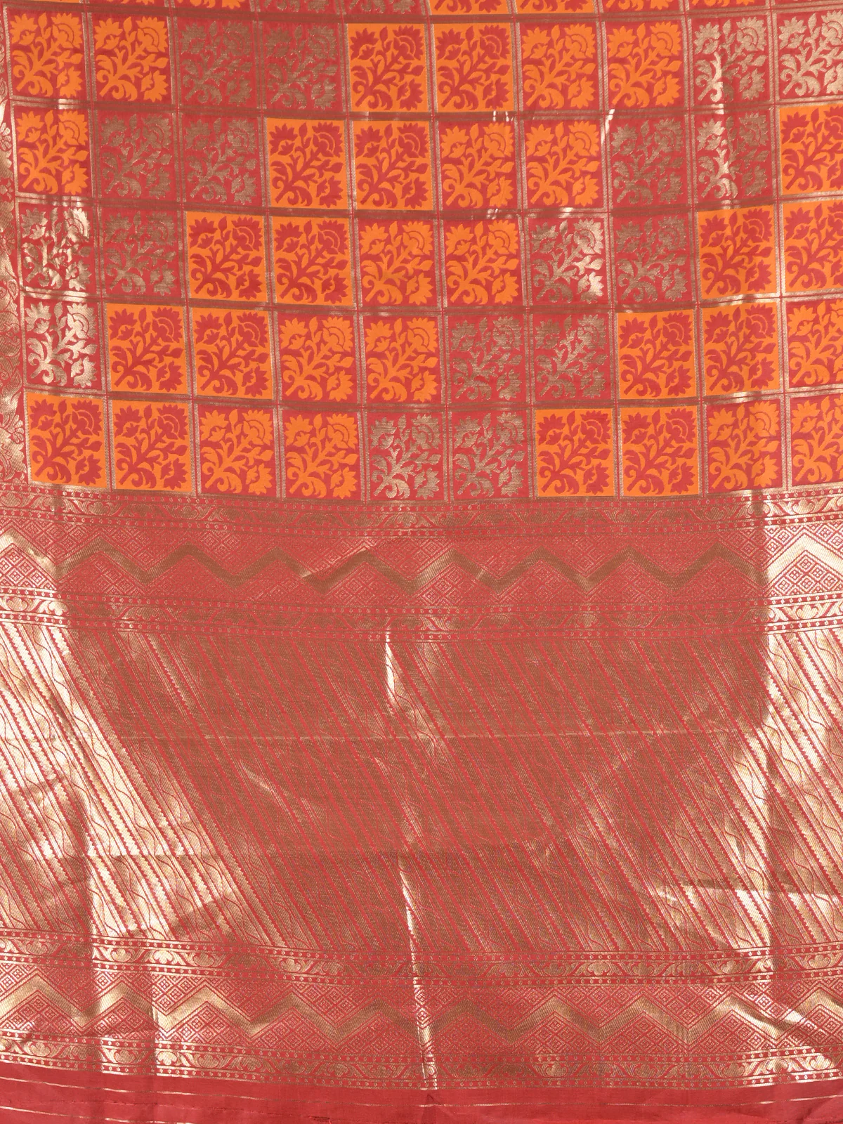 Odette Maroon Silk Blend Woven Saree with Unstitched Blouse for Women - Image 5
