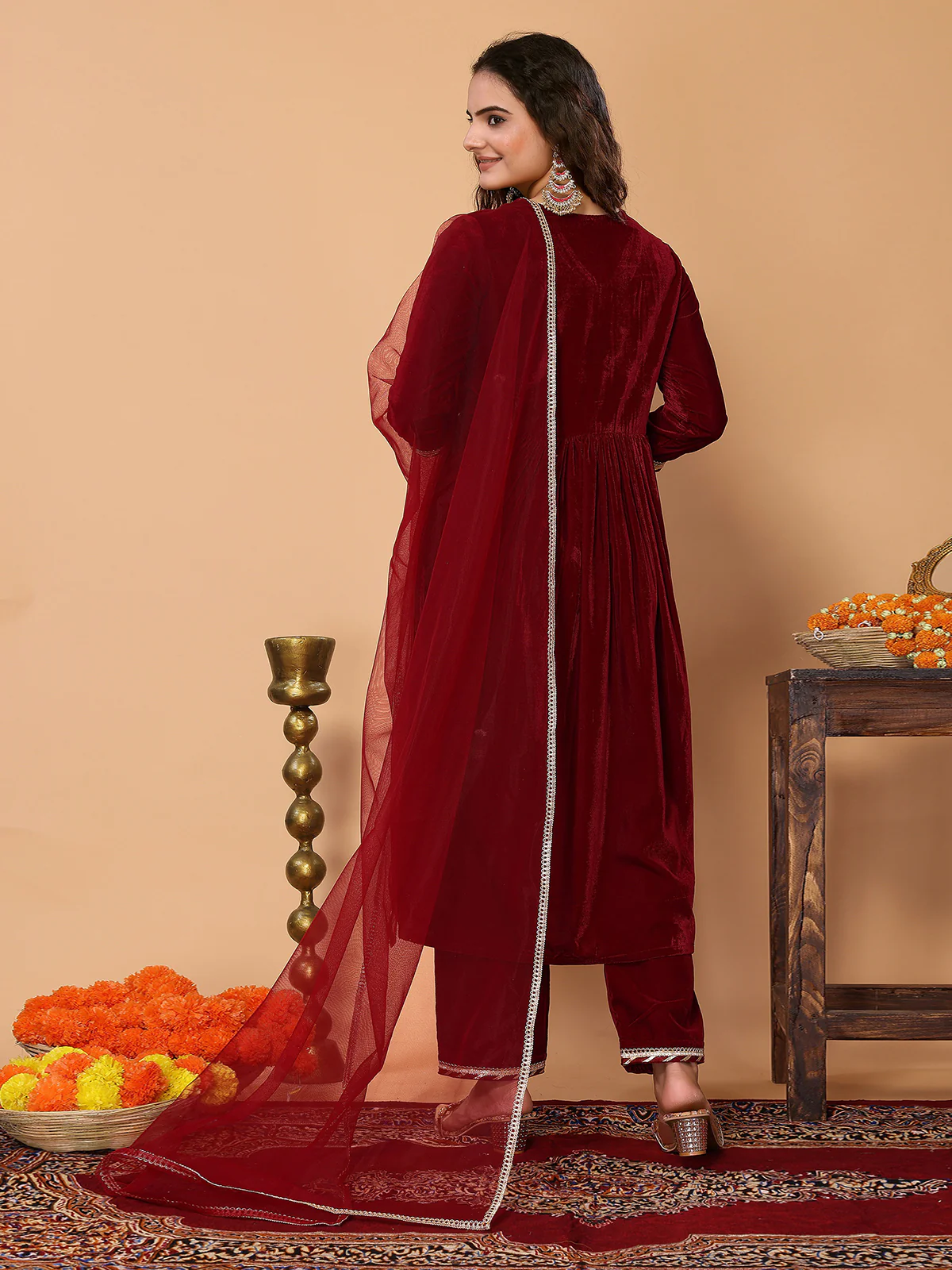 Odette Maroon Velvet Solid Stitched Kurta Set For Women - Image 3