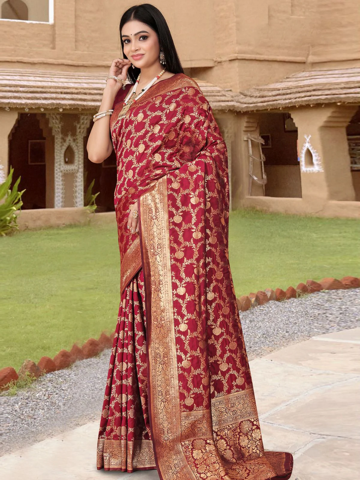 Odette Maroon Woven Banarasi Silk Saree With unstitched Blouse For Women - Image 2