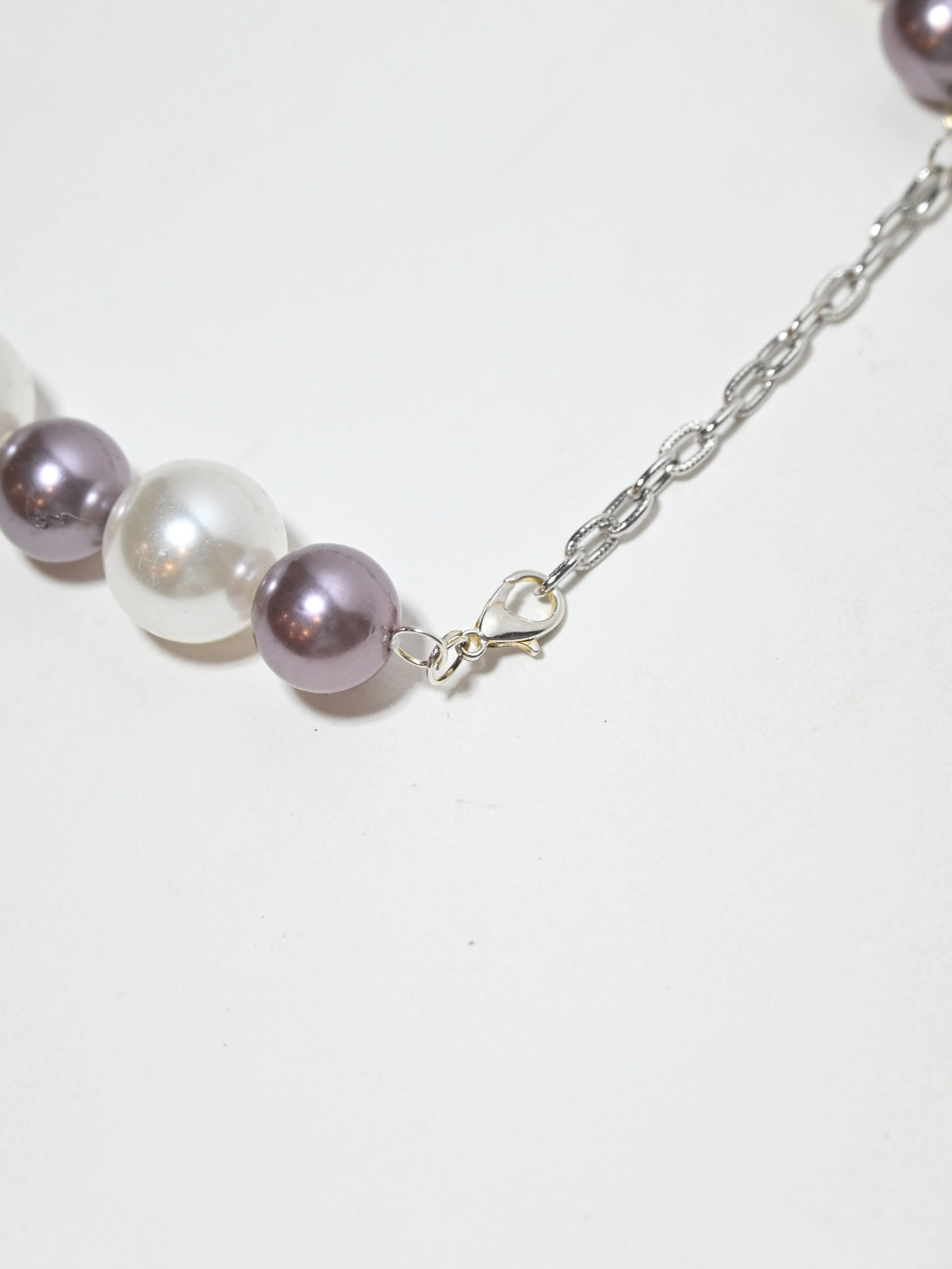Odette Mauve Alloy Pearl Jewellery Set For Women - Image 5