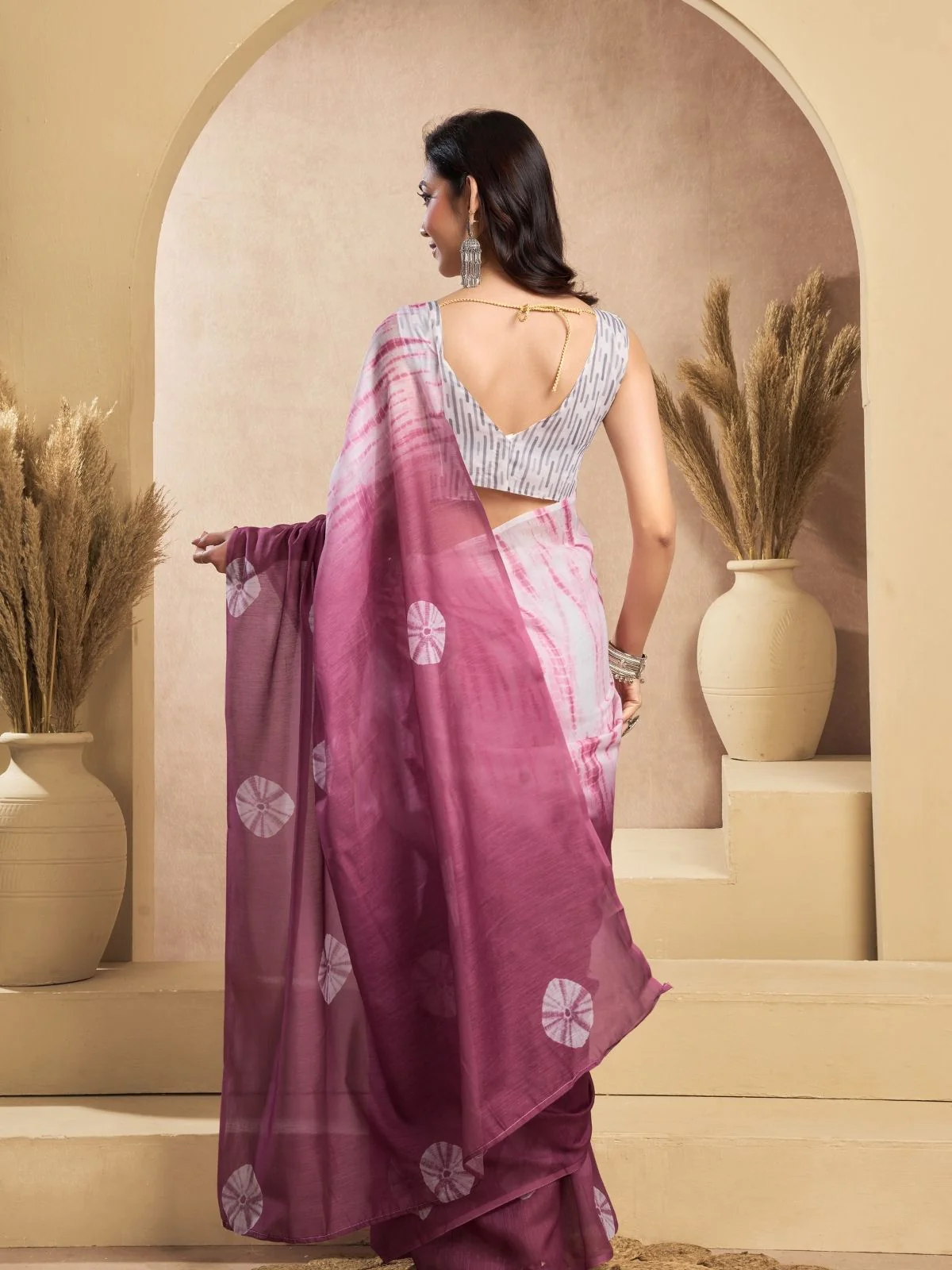 Odette Mauve And Light Pink Cotton Linen Zari Work Saree For Women - Image 4