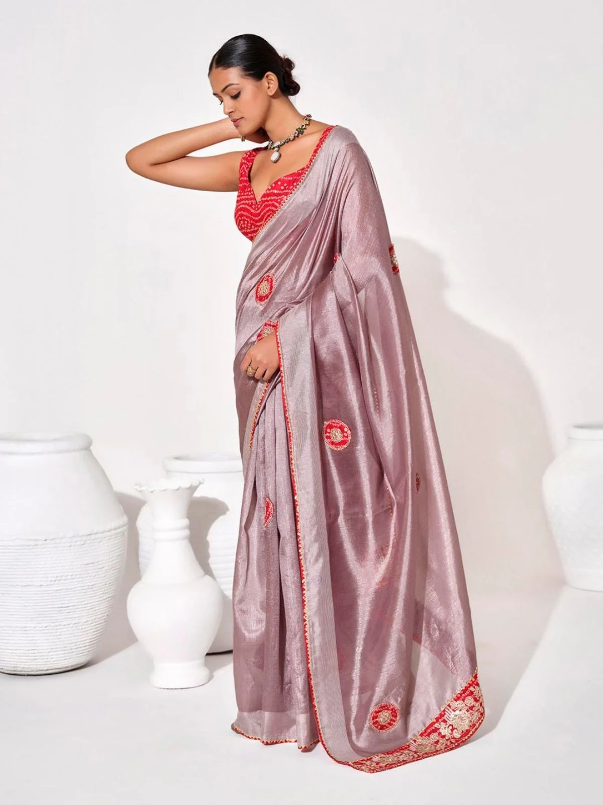Odette Mauve Georgette Embellished Solid Saree For Women - Image 2