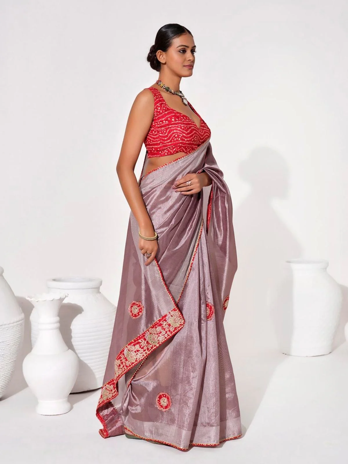 Odette Mauve Georgette Embellished Solid Saree For Women - Image 3