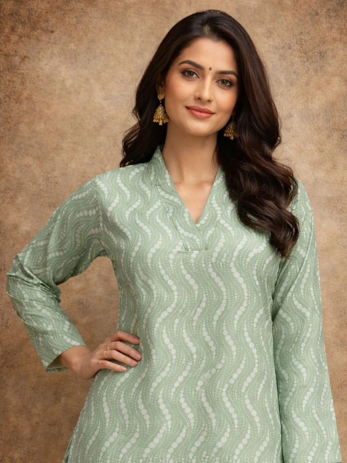 Odette Mint Green Silk Blend Printed Solid Kurti For Women - Image 4