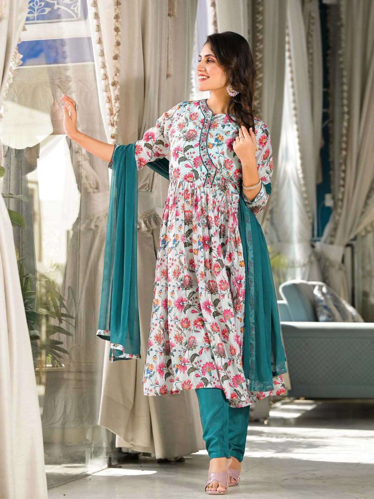 Odette Multicolor Printed Silk Blend Stitched Kurta Set For Women - Image 3
