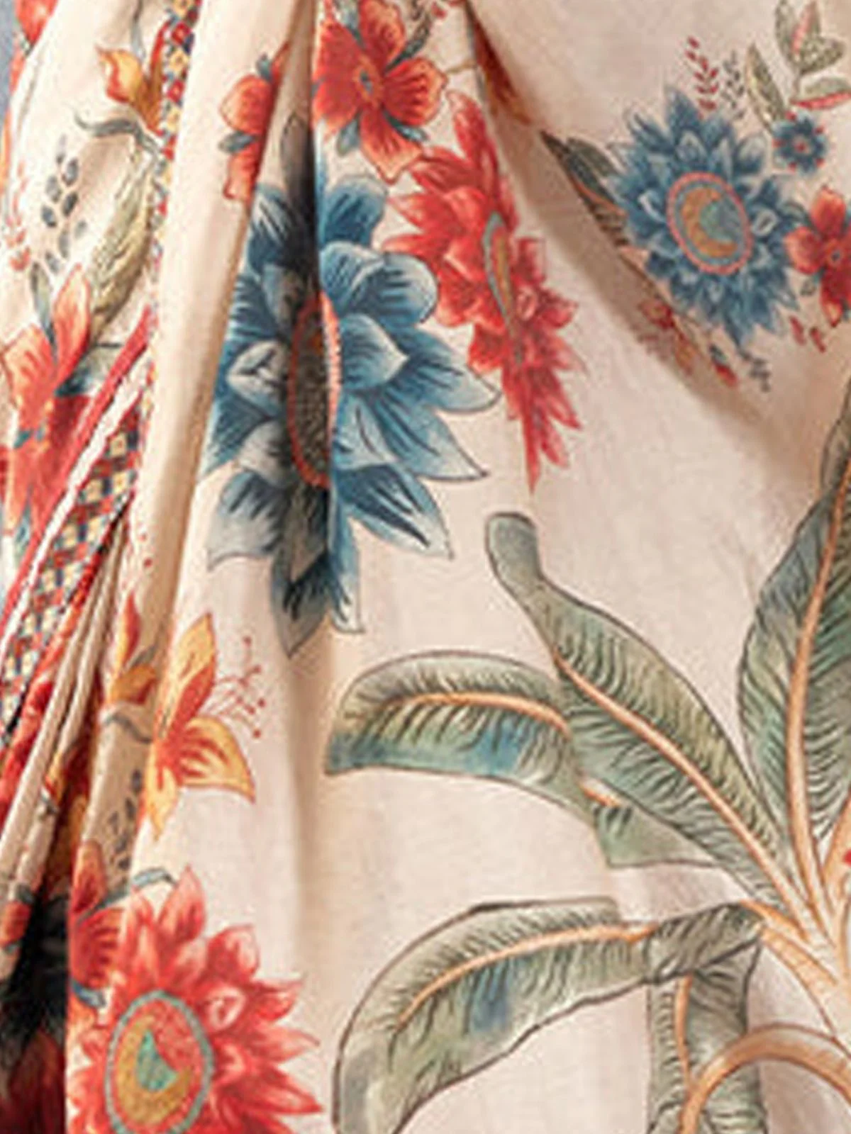 Odette Multi Georgette Floral Printed Saree With Unstitched Blouse For Women - Image 6