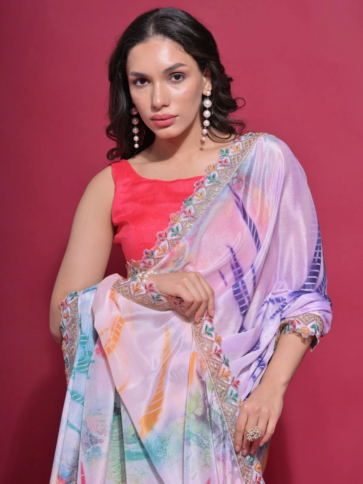Odette Multicolor Printed Chiffon Saree With Unstitched Blouse For Women - Image 4