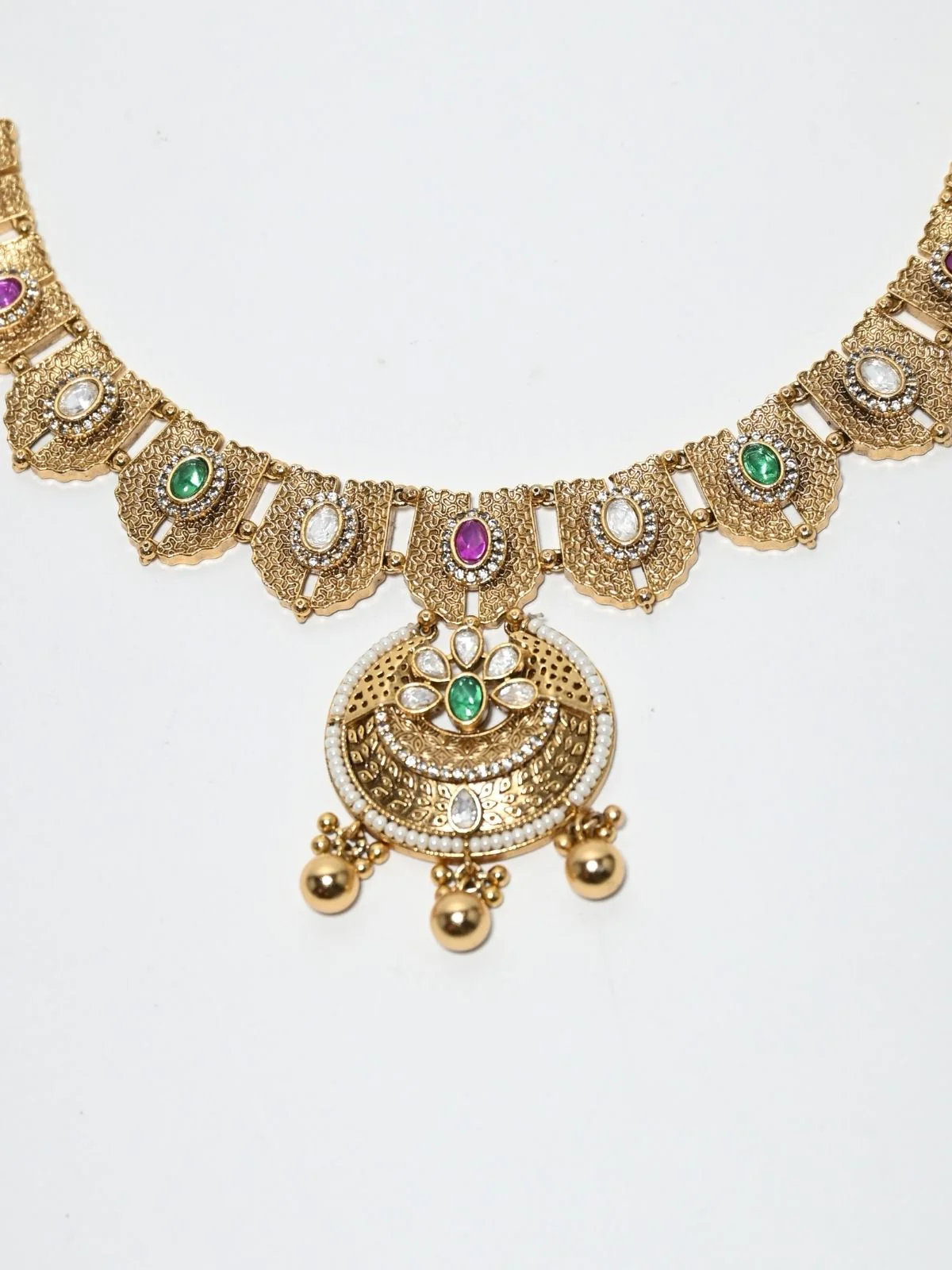 Odette Multicolor Alloy Kundan And Stone Jewellery Set For Women - Image 5