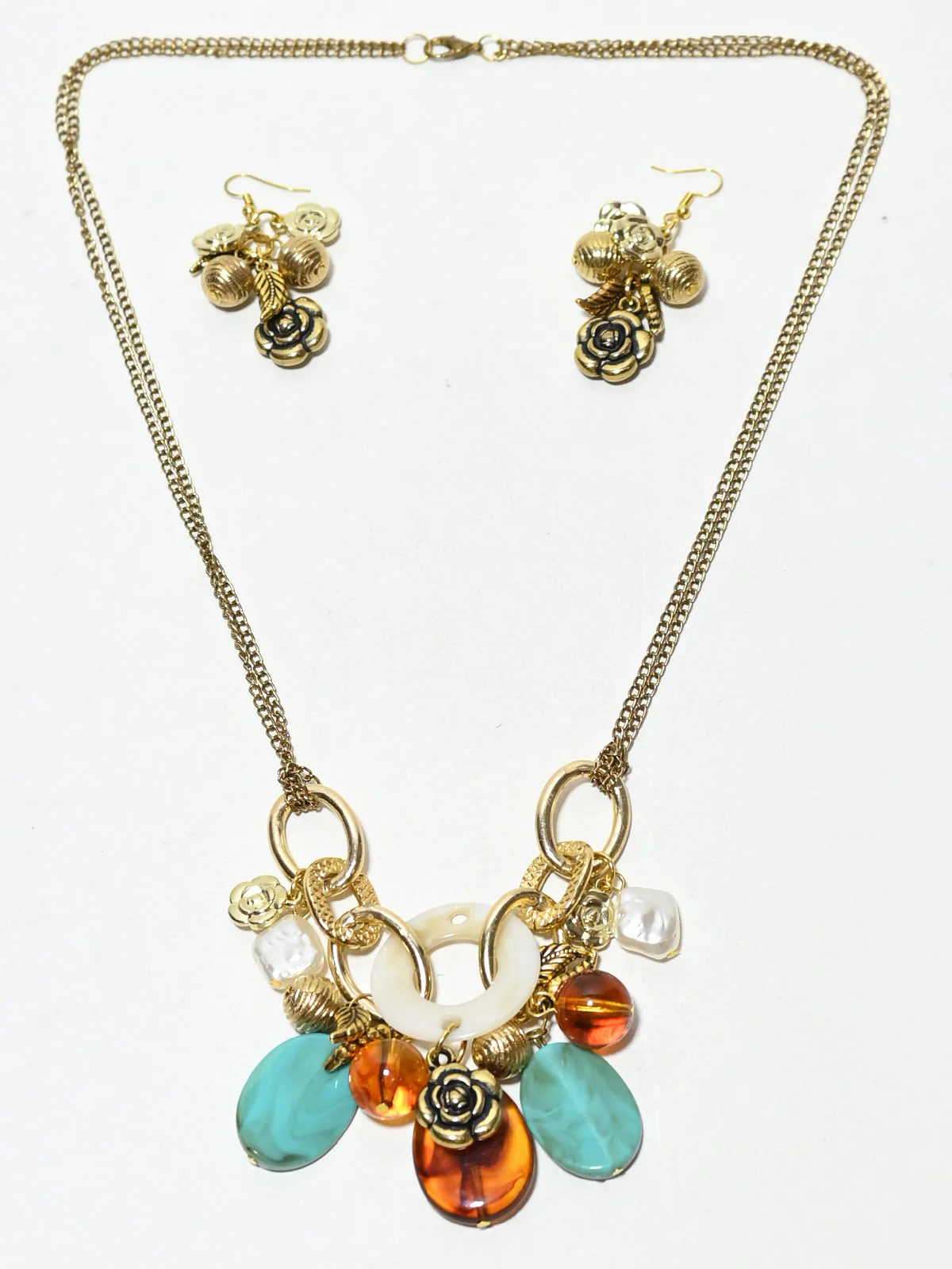 Odette Multicolor Alloy Pearl Jewellery Set For Women - Image 2