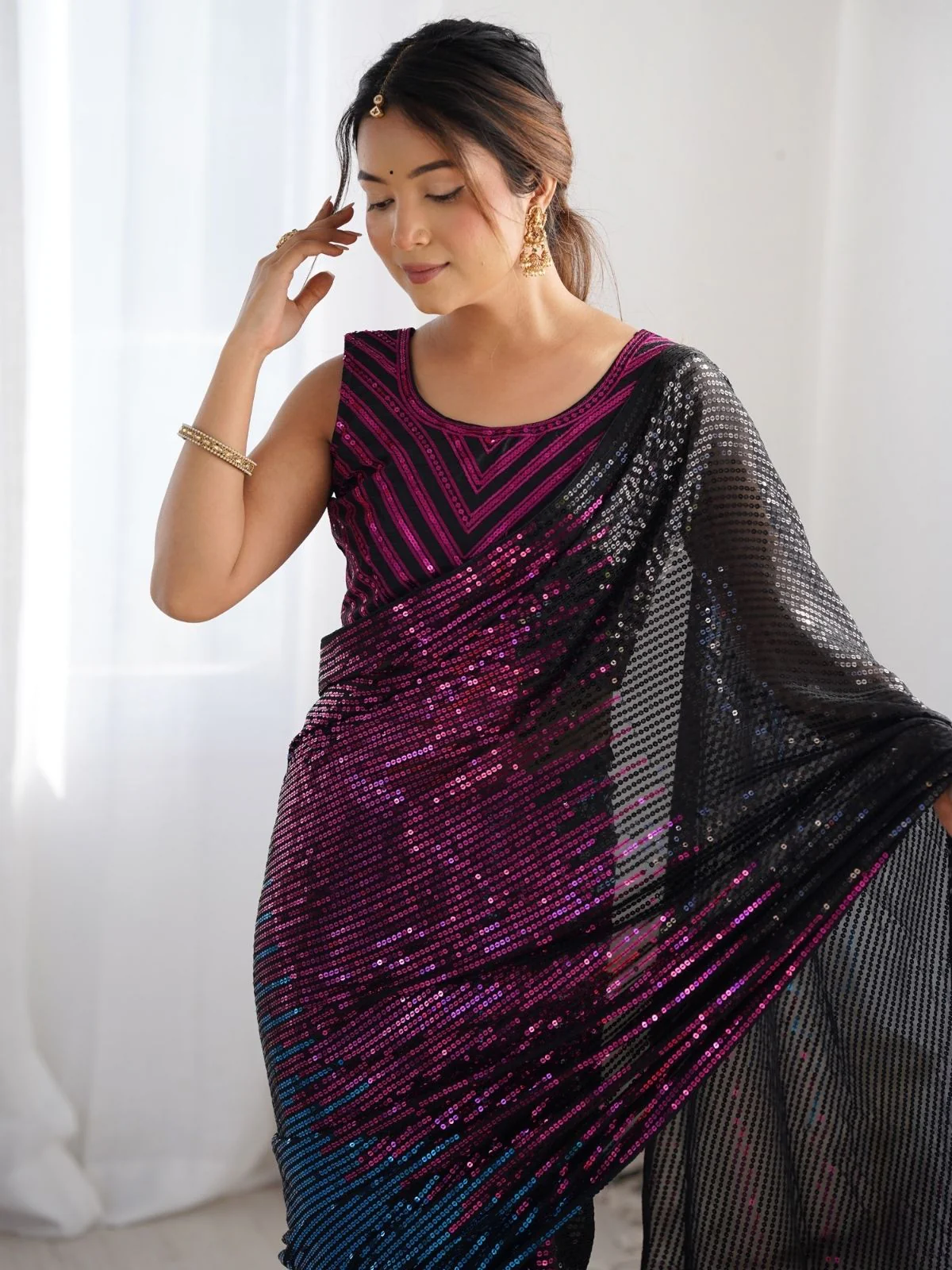 Odette Multicolor Georgette Embellished Saree With Unstitched Blouse For Women - Image 4