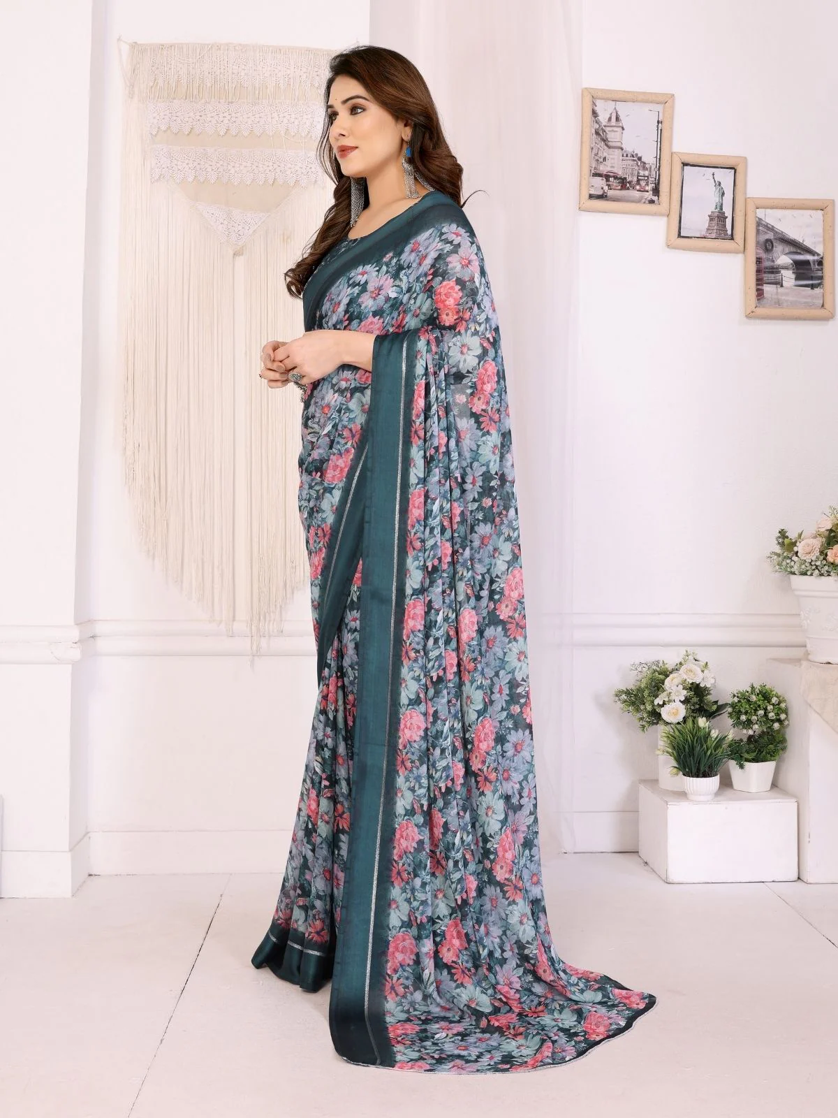Odette Multicolor Georgette Printed Saree For Women - Image 2
