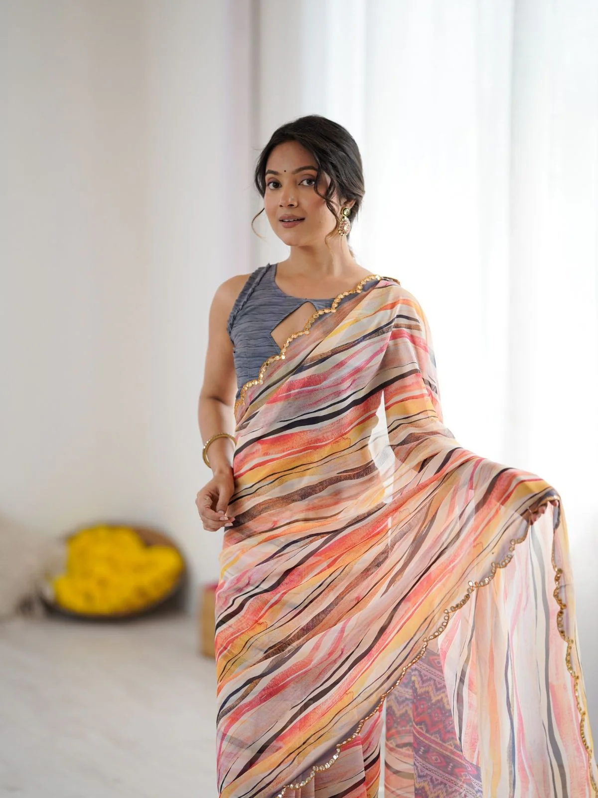 Odette Multicolor Georgette Printed Saree For Women - Image 4