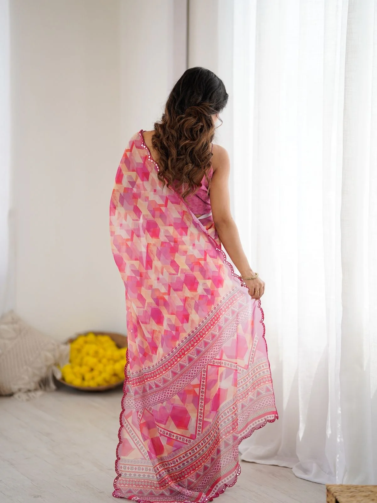 Odette Multicolor Georgette Printed Saree For Women - Image 3
