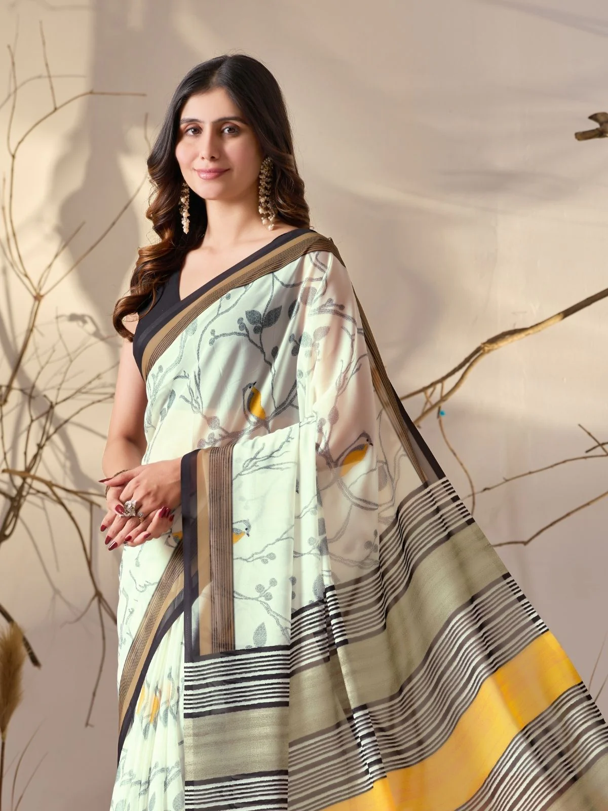 Odette Multicolor Georgette Printed Saree For Women - Image 4